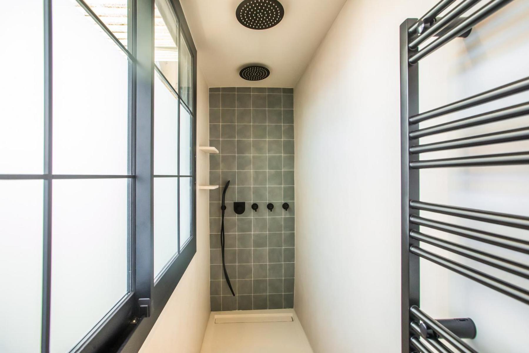 42par1049 - Super Bright 3br In Sant Antoni Apartment Barcelona