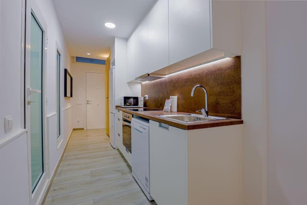Alcam Books B Apartment