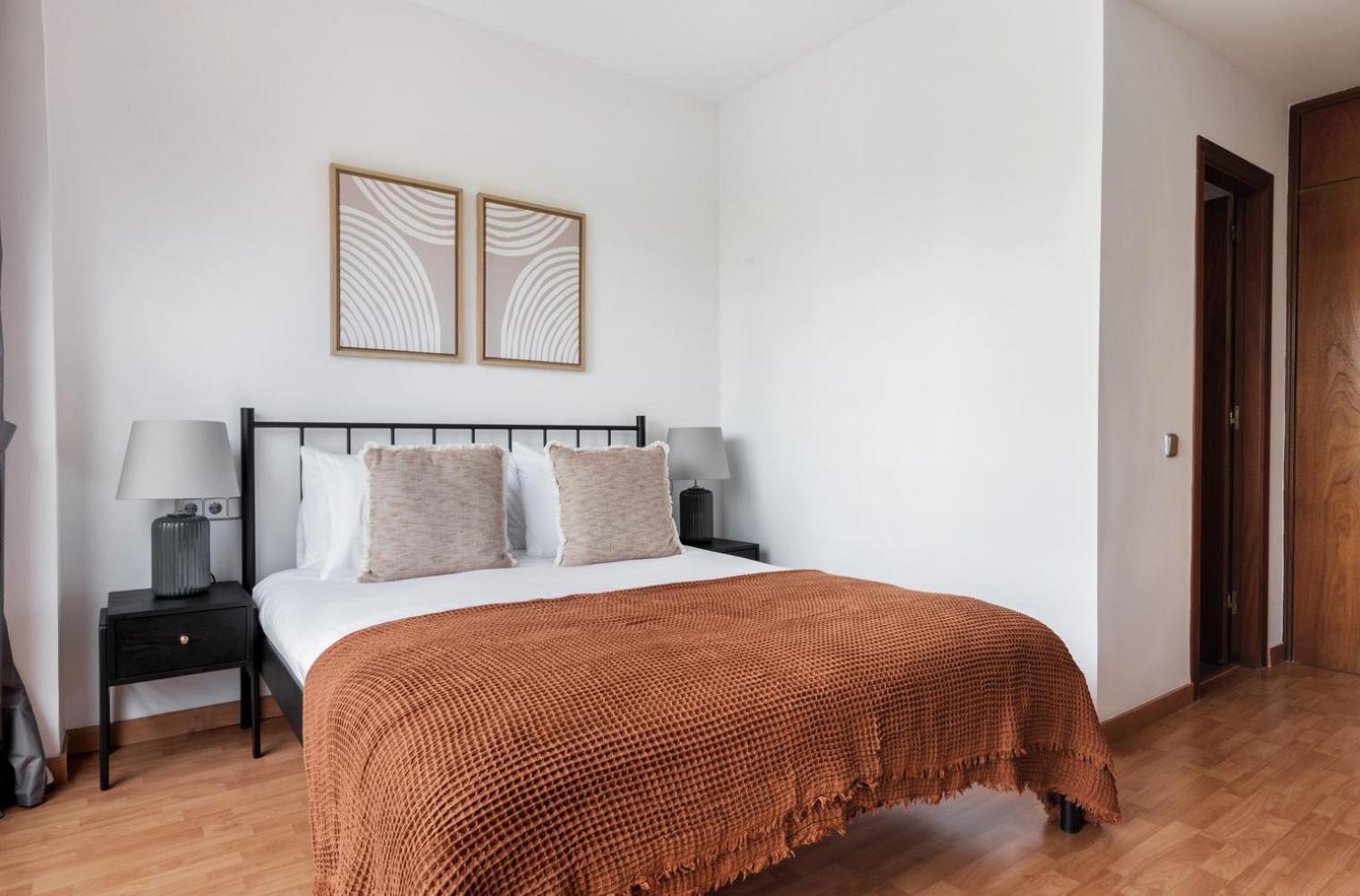 Galvany 3br W Balcony Bcn-98 Apartment
