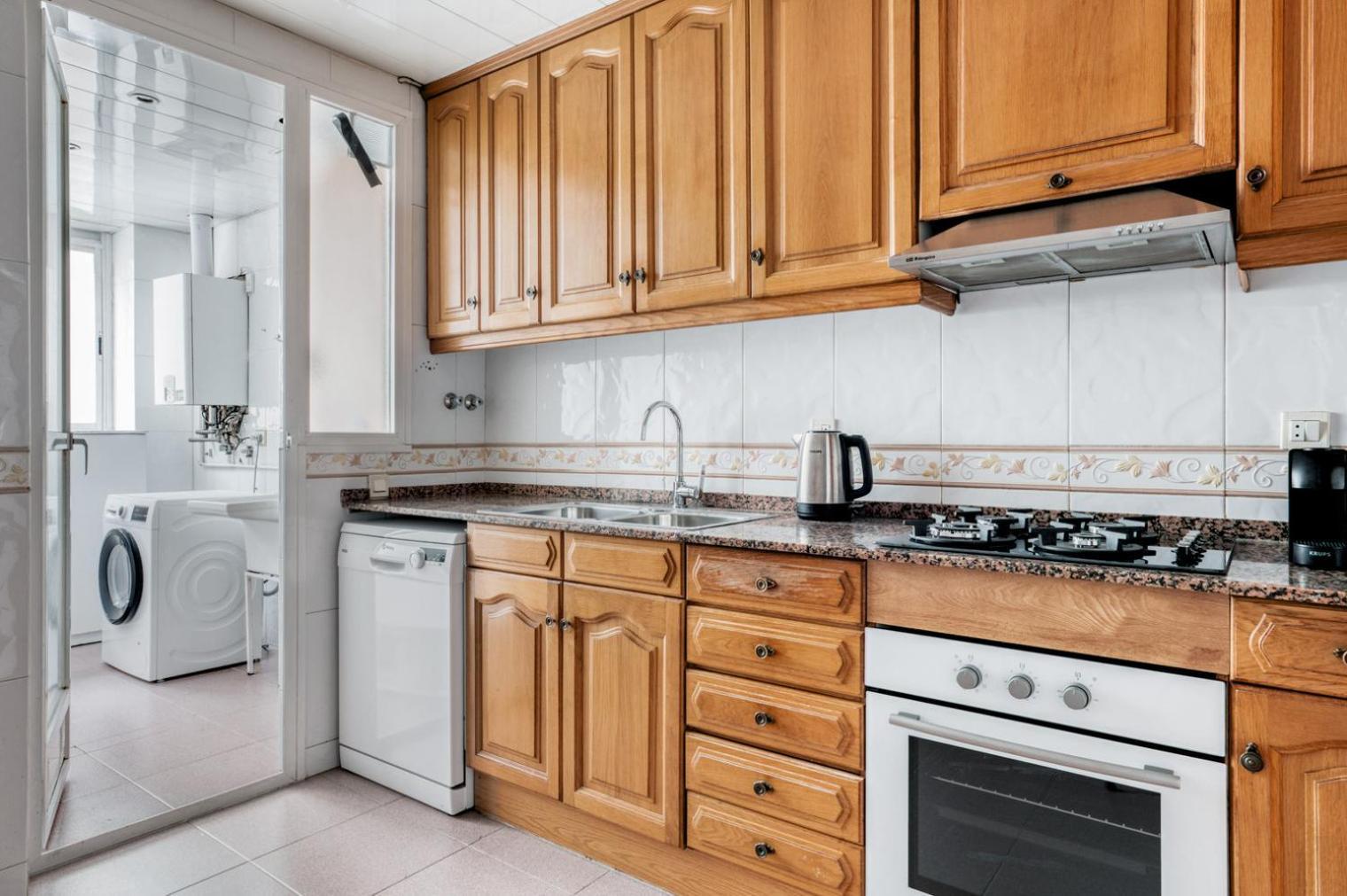 Galvany 3br W Balcony Bcn-98 Apartment *
