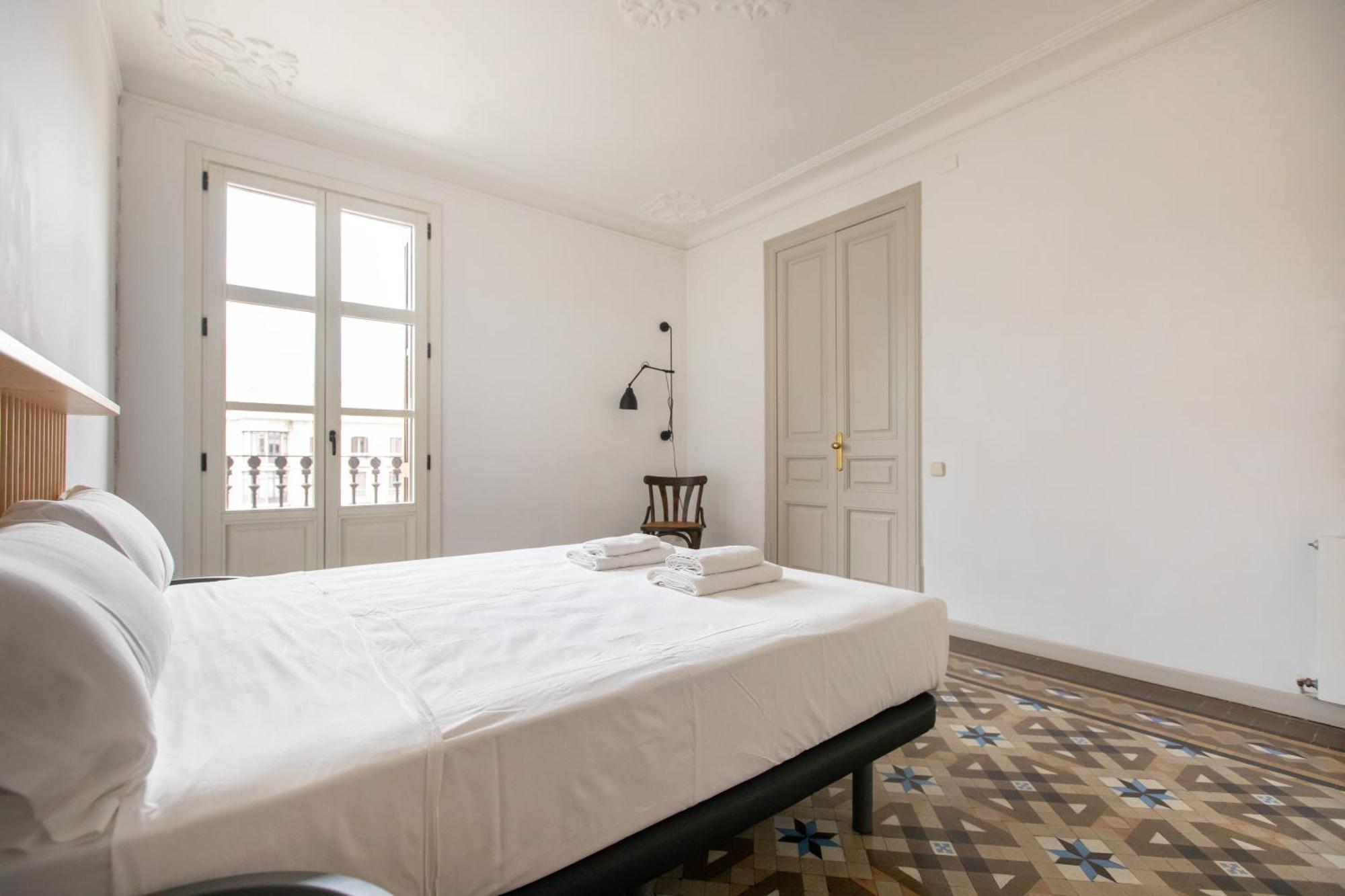 B41 - Grandes Grupos En Bcn Centro Apartment *