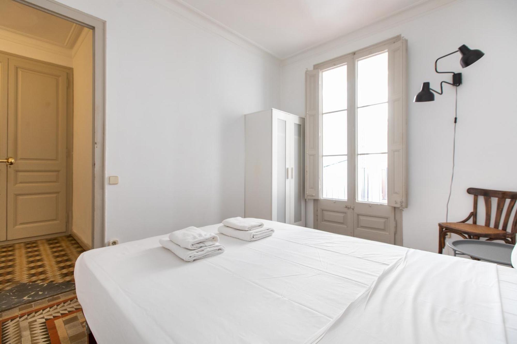 B41 - Grandes Grupos En Bcn Centro Apartment *