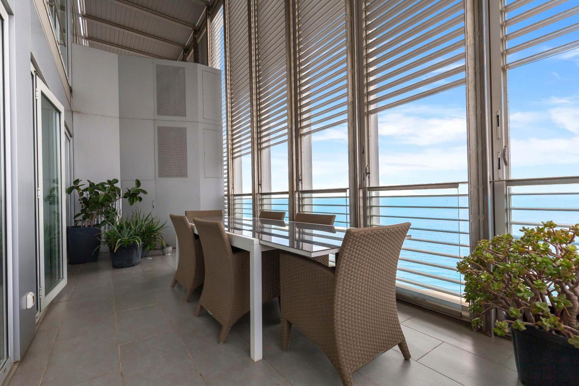 Apartment Penthouse With The Views! Barcelona