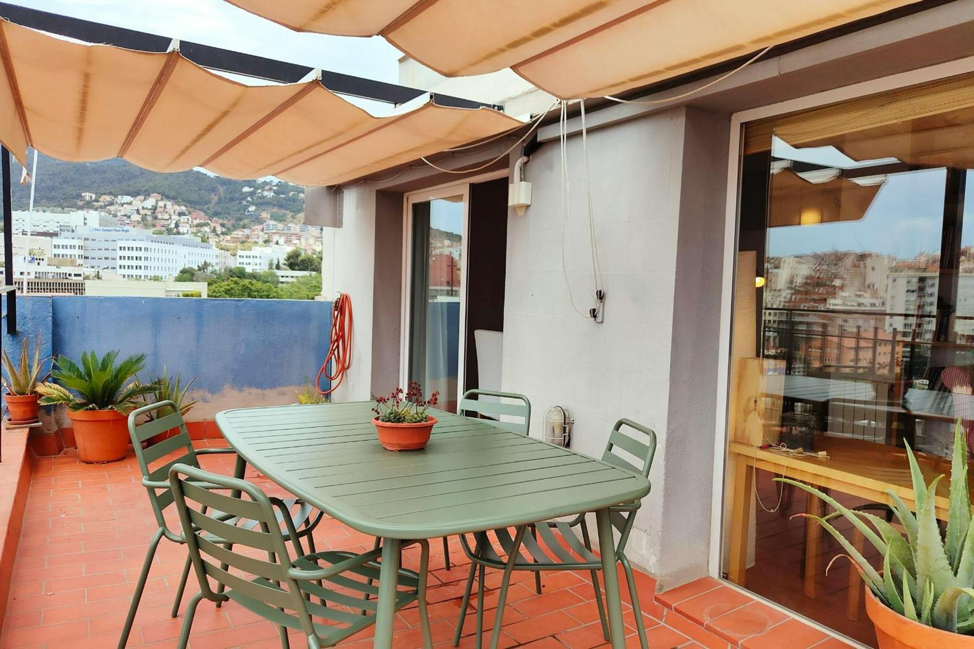 Amazing City Views & Terrace! Gracia - Parc Gueell Barcelona