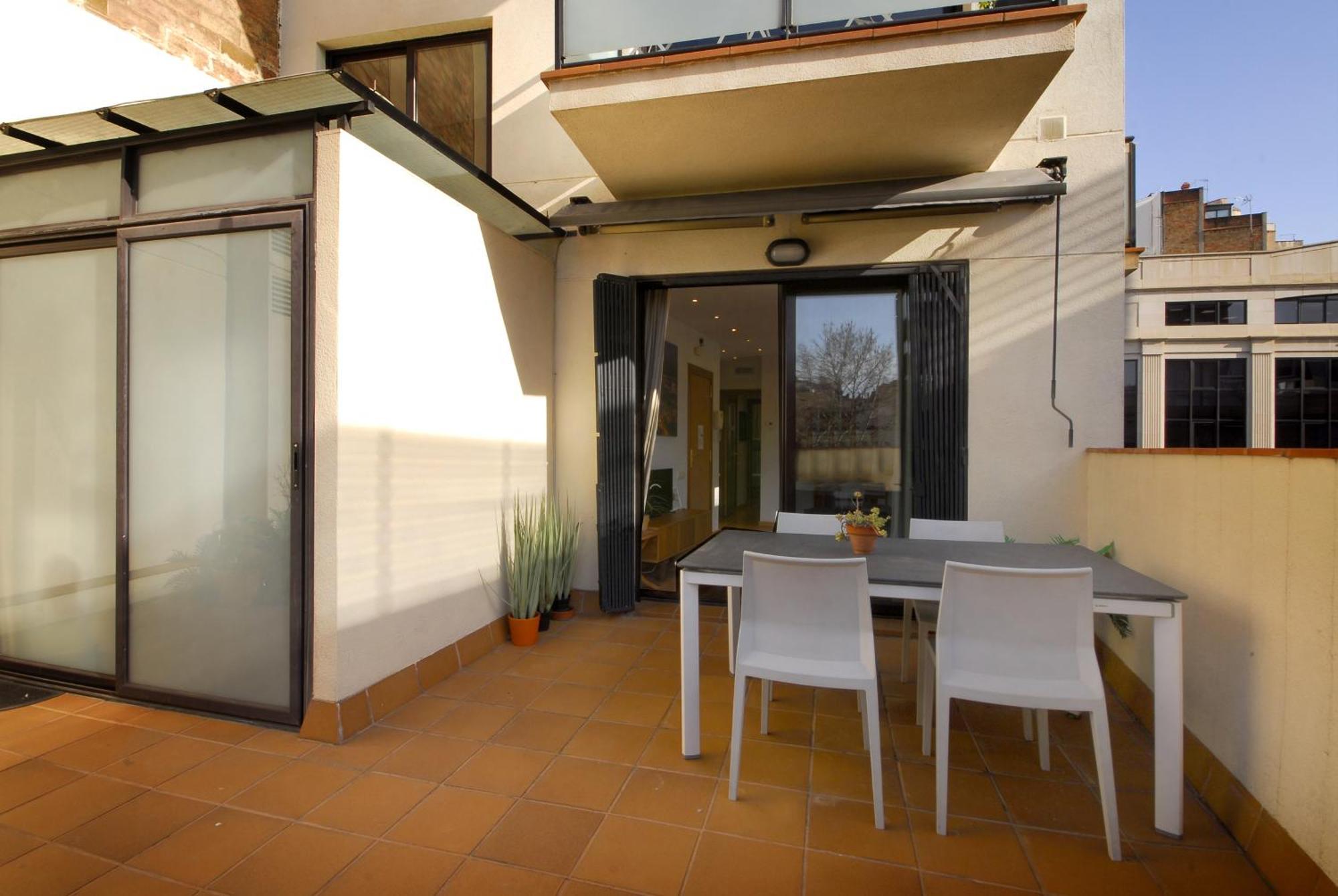 Céntrico Con Terraza
