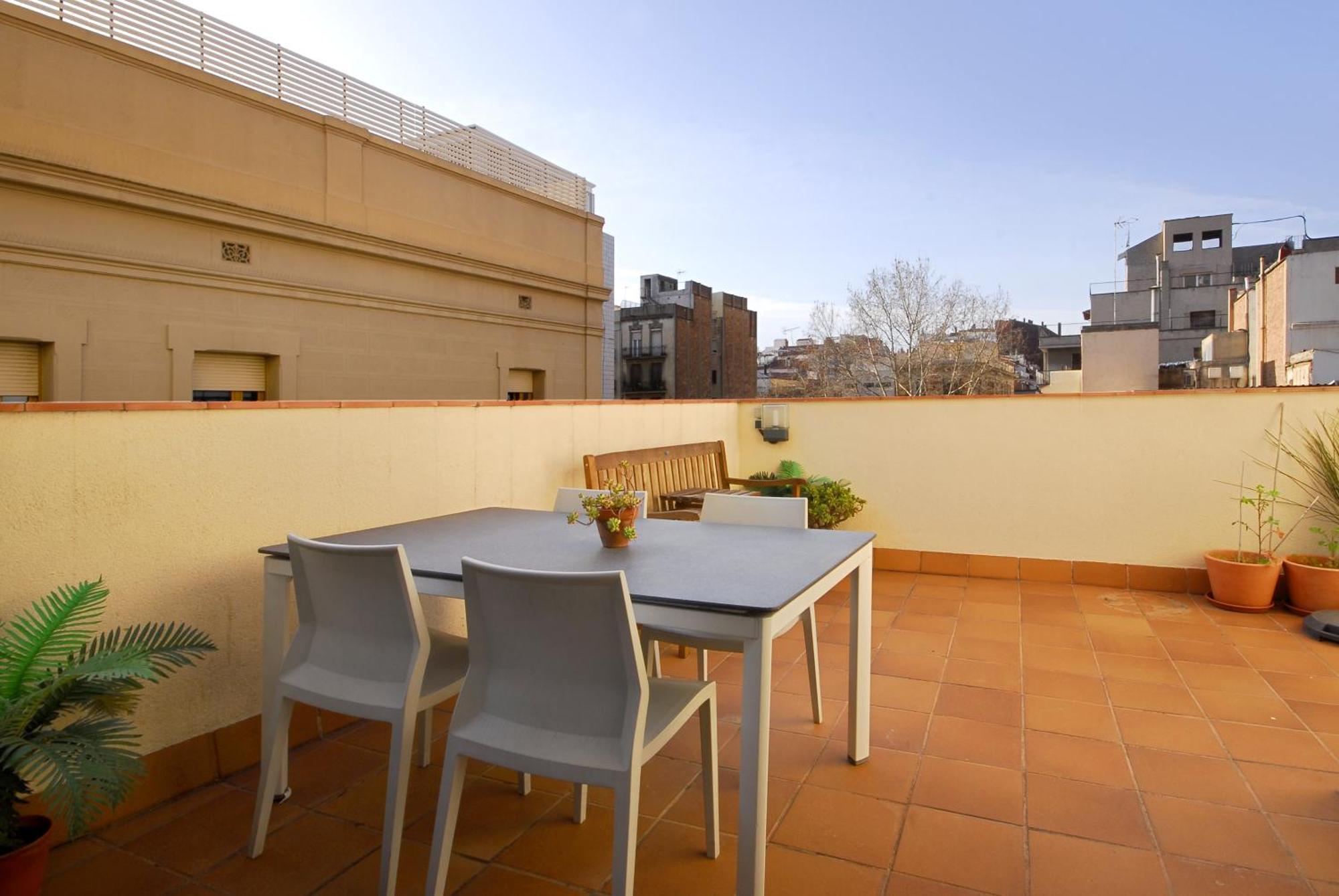 Céntrico Con Terraza *