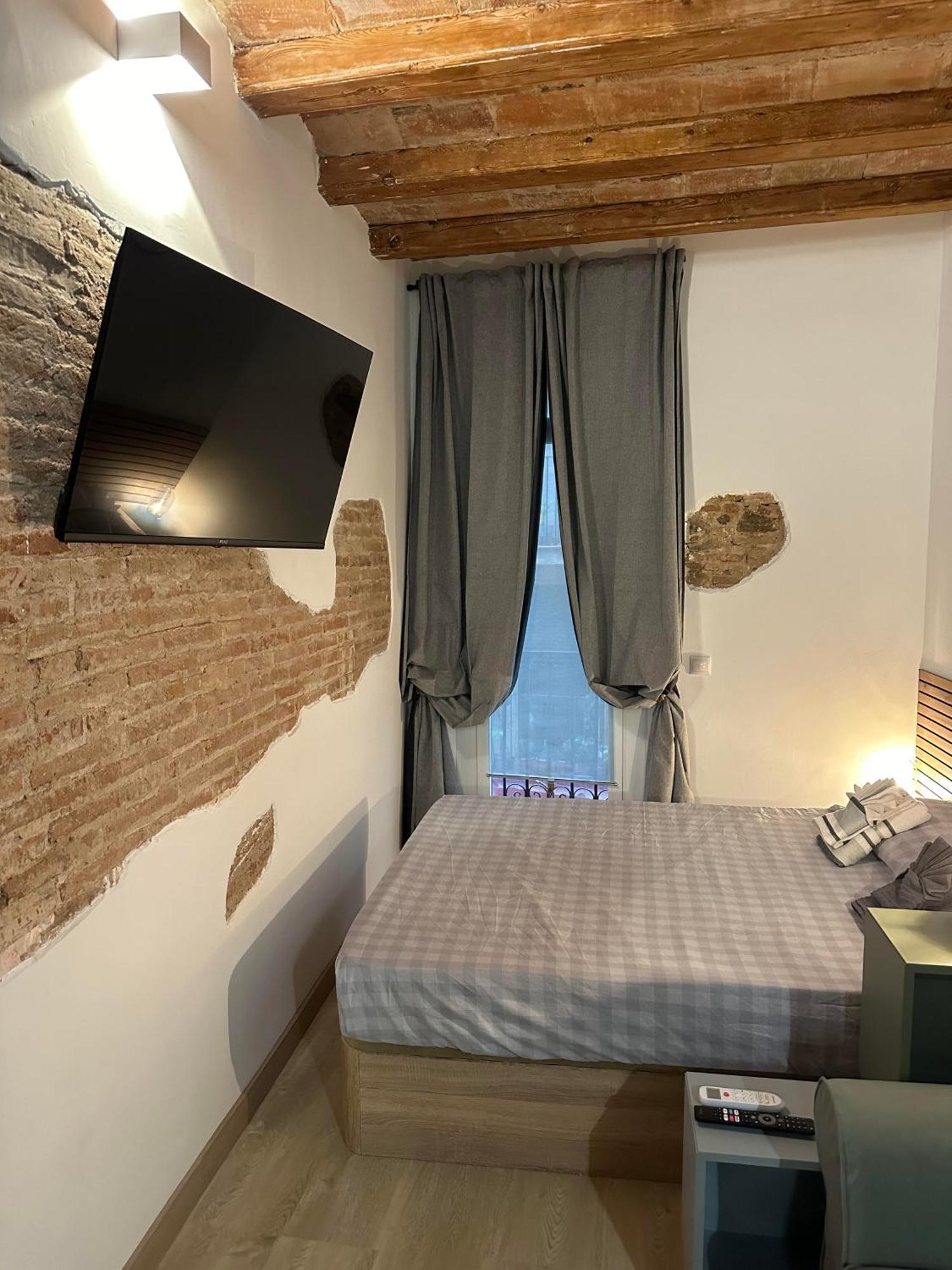 Happy Guest house *