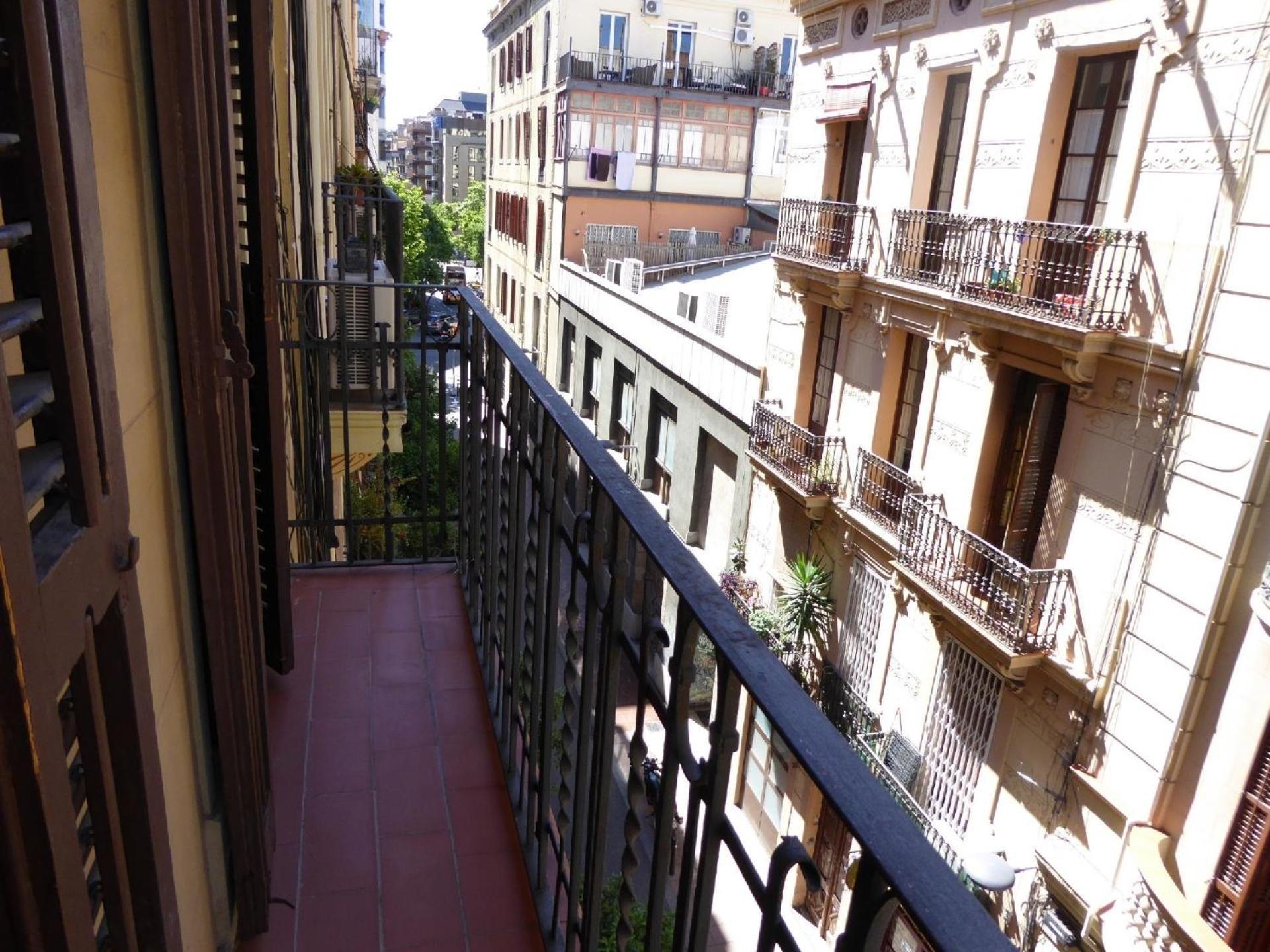Apartment Fuer 3 Personen Ca 40 Qm In Barcelona-gracia, Costa Brava Costa Del Maresme