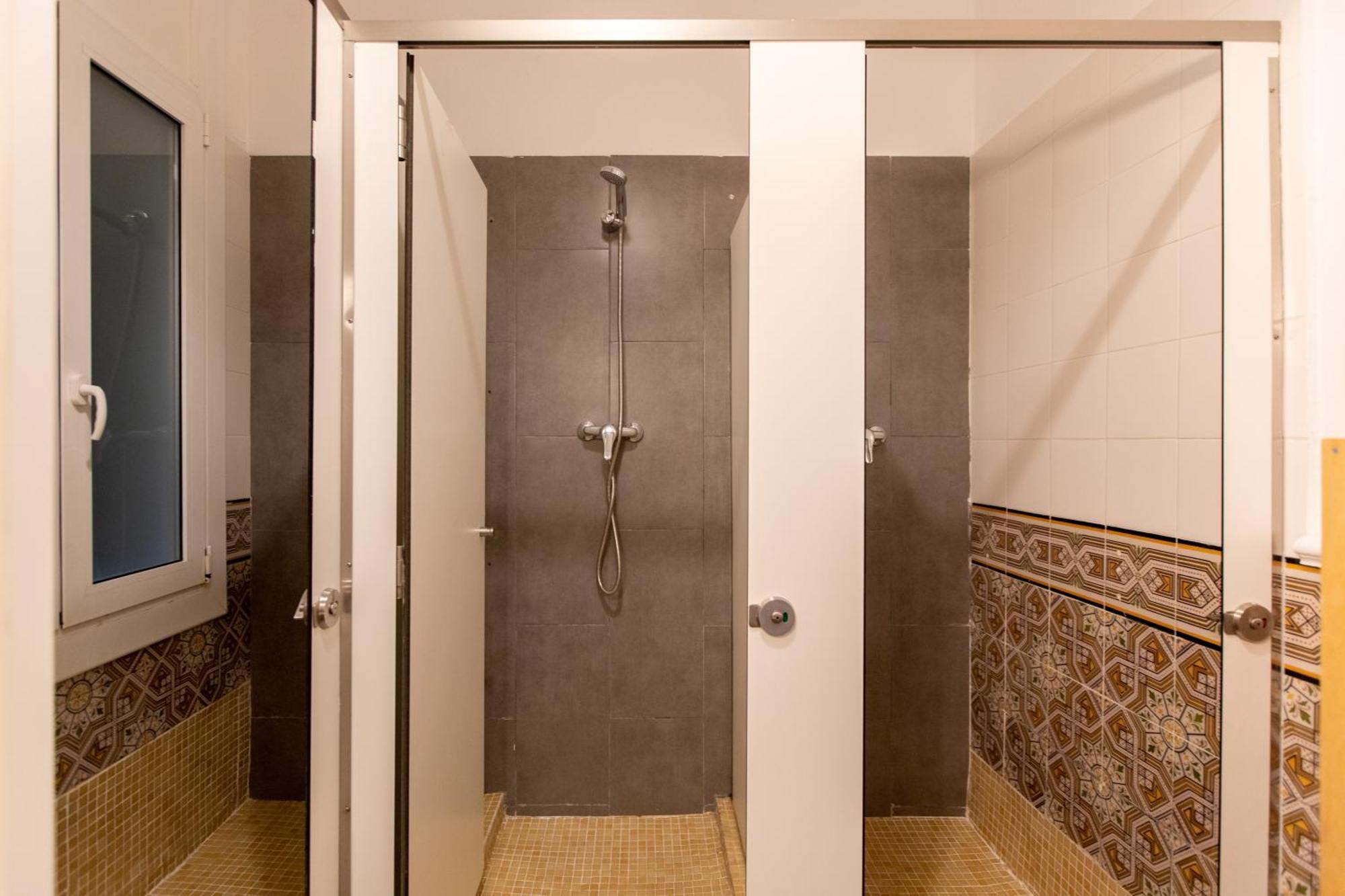 Appartement Bp2 - Big For Groups In Bcn Center Hutb - 77390 Barcelona