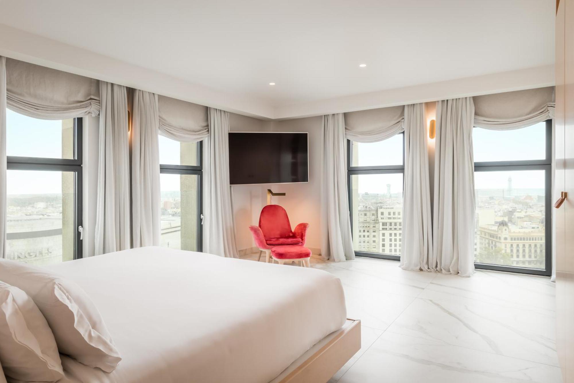 Hotel 45 Times