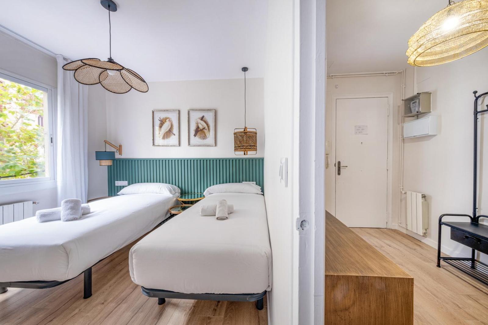 Apartamento Bebarceloner Eixample Apartments- 4 Bedrooms *