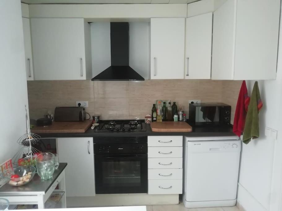 Double With Inside Window In Shared Apartment Barcelona