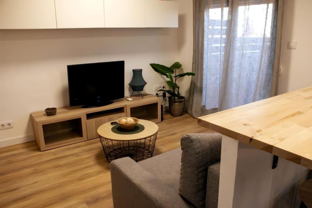 Bcn Central-atico Sants Apartment