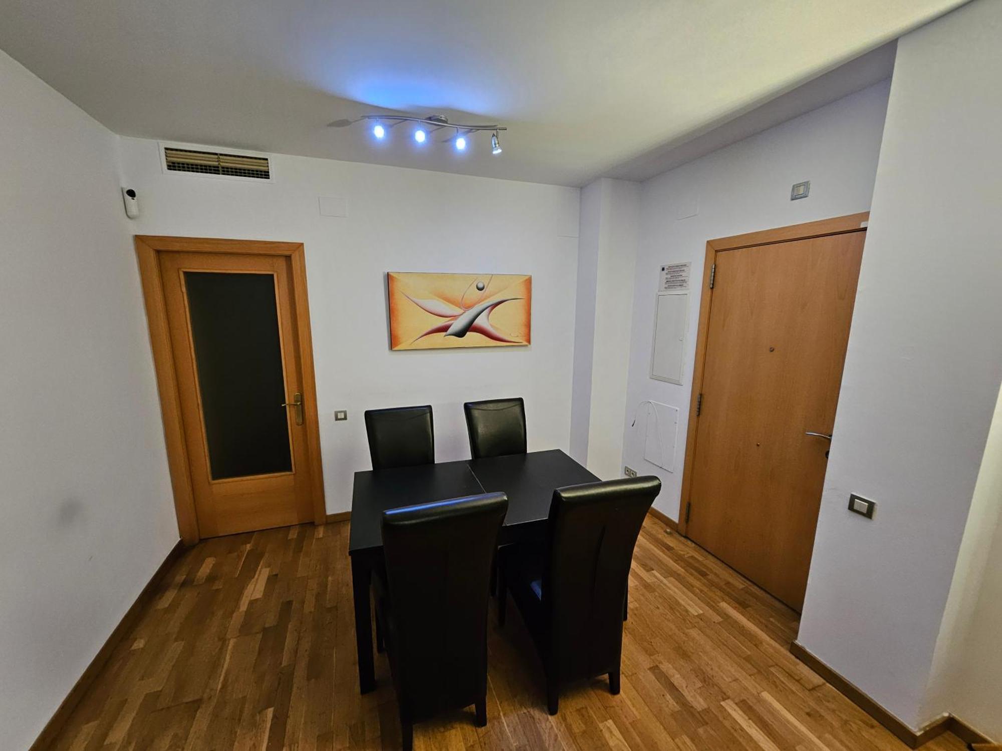 Near Ramblas 3 Flat Min 32 Days Parking Optional * Barcelona