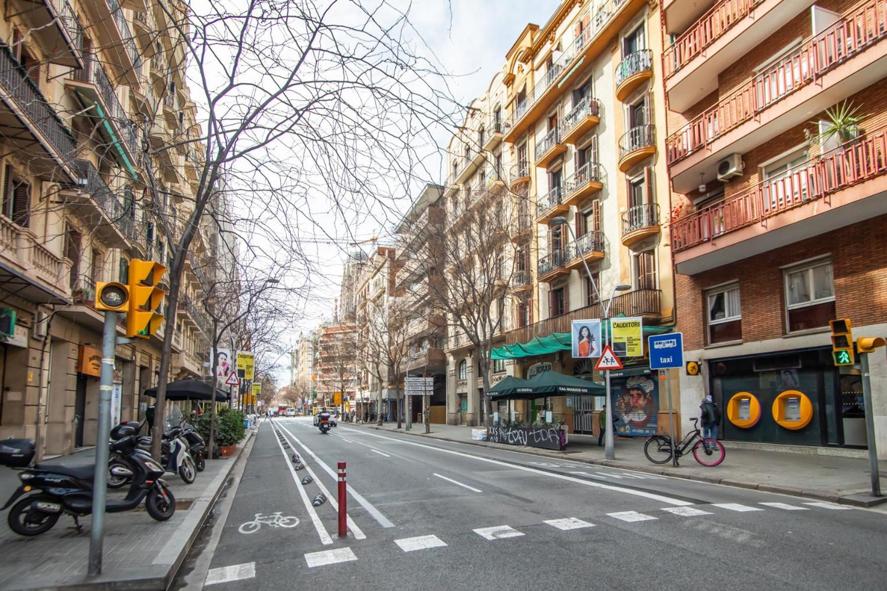 24mal1073-marvellous 2br Flat Near Sagrada Familia Apartment *