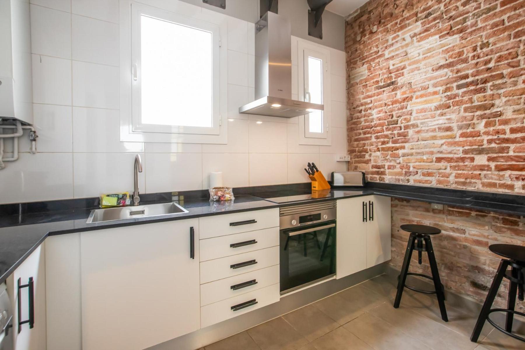 43mal1000-nice&bright 2br Flat Next To Sagrada Familia Apartment Barcelona