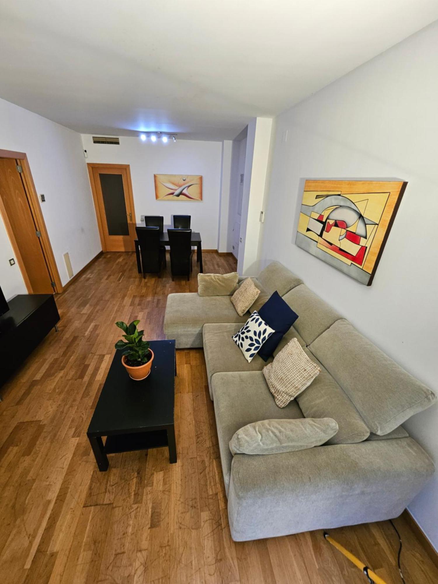 Near Ramblas 3 Flat Min 32 Days Parking Optional