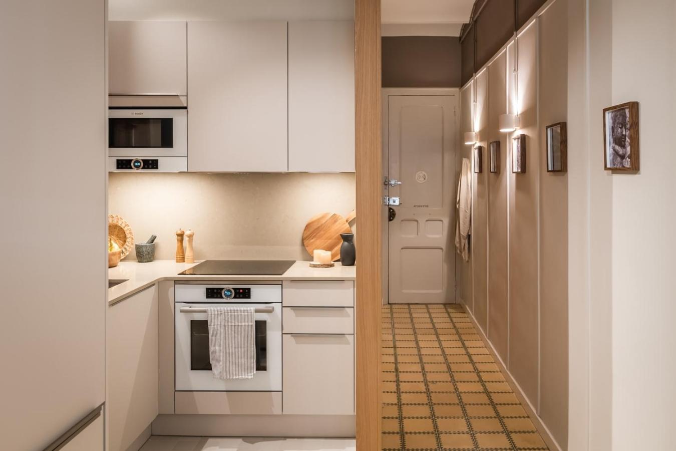 Tomini - 2 Bedrooms In Eixample Esquerra *