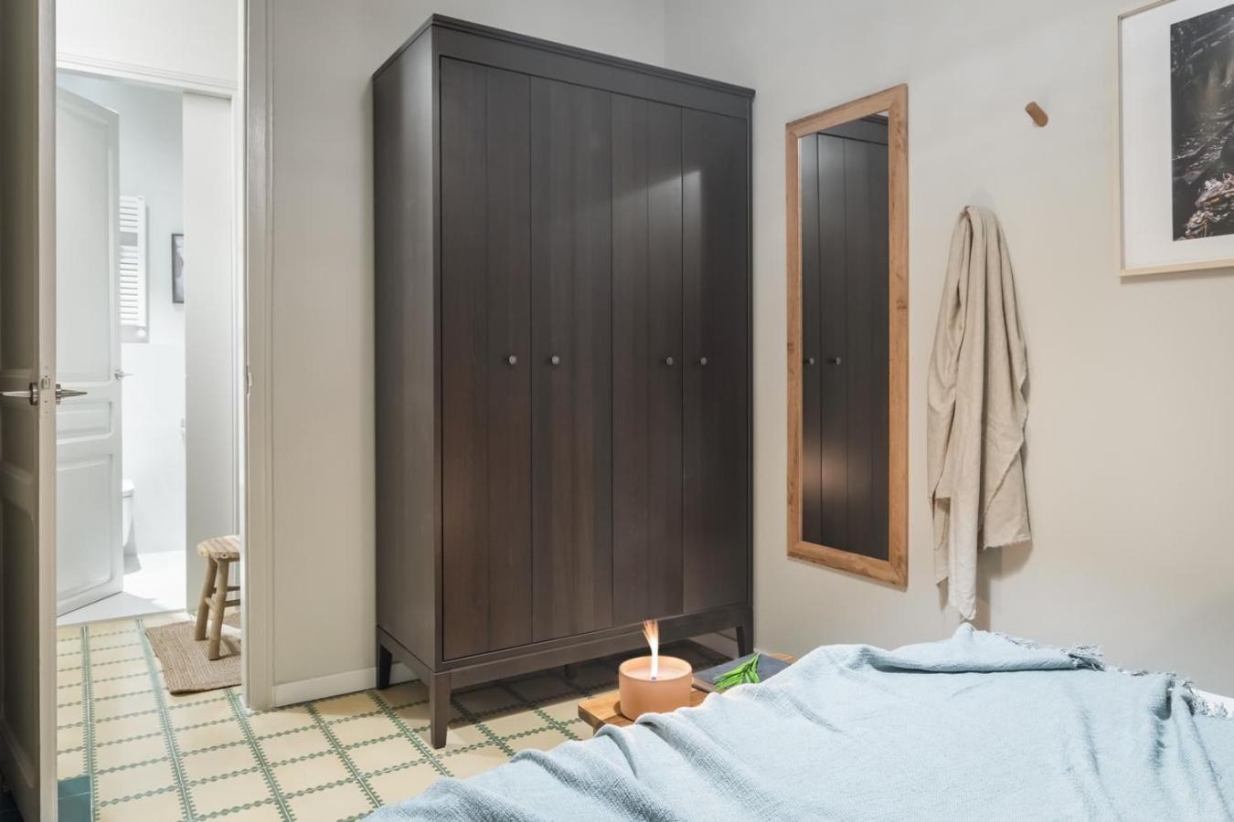 Apartment Tomini - 2 Bedrooms In Eixample Esquerra *