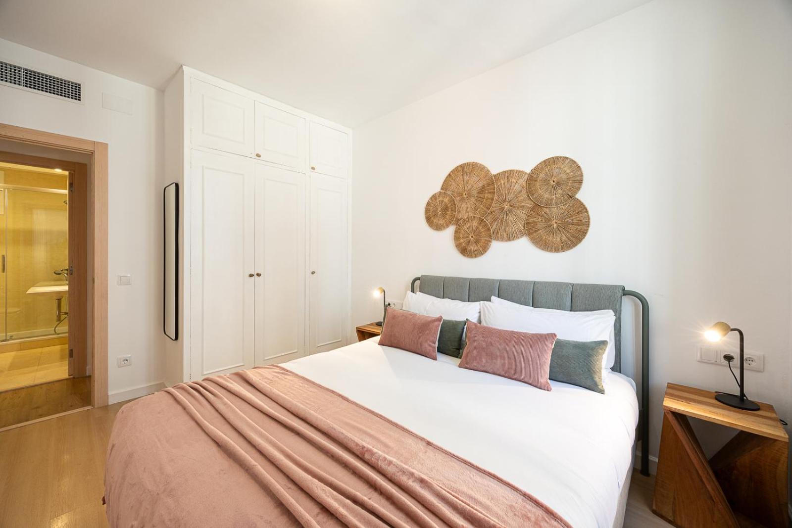 Charming 2br In Trendy Gracia Apartment