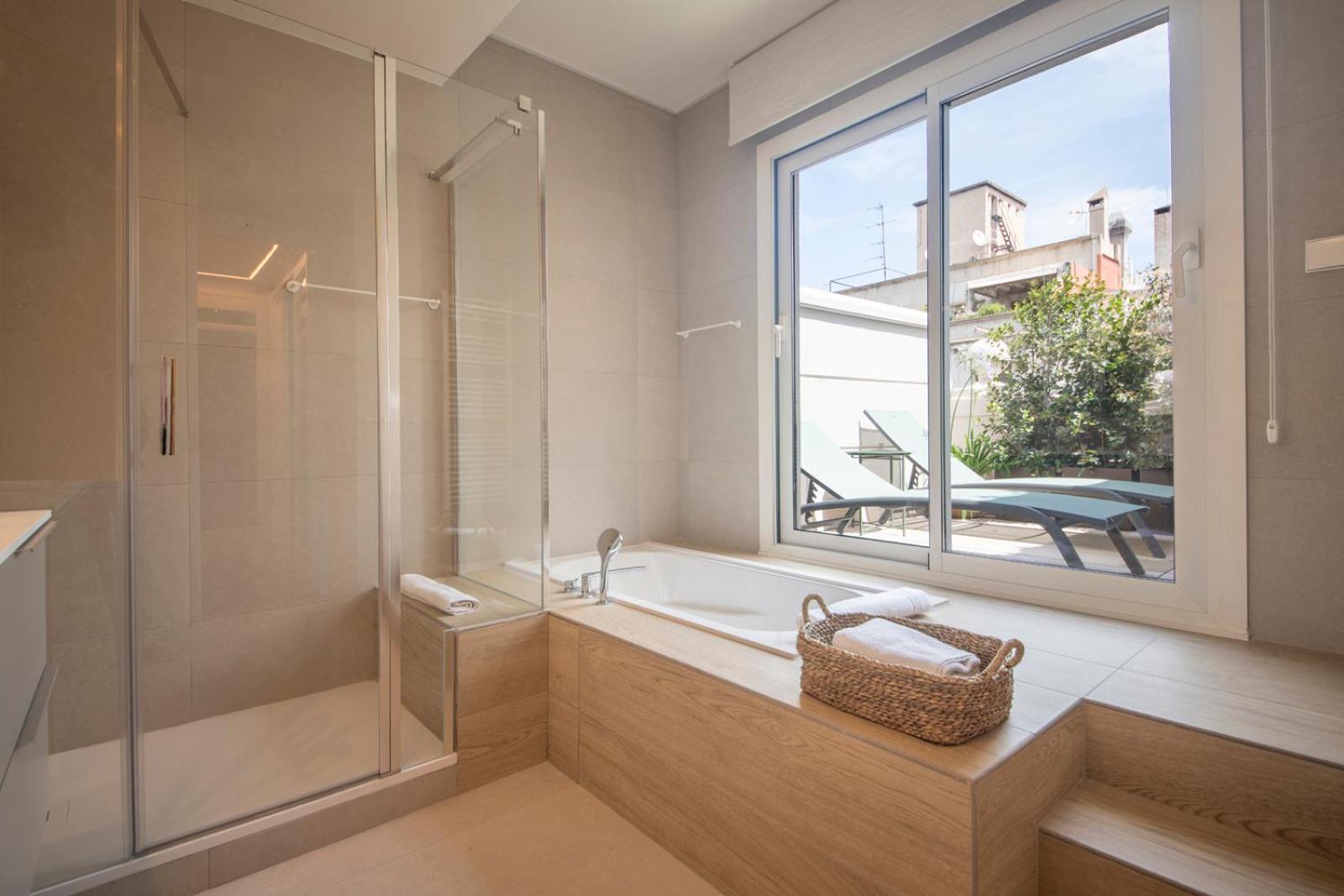 Atico Duplex Con Cinco Apartment Barcelona