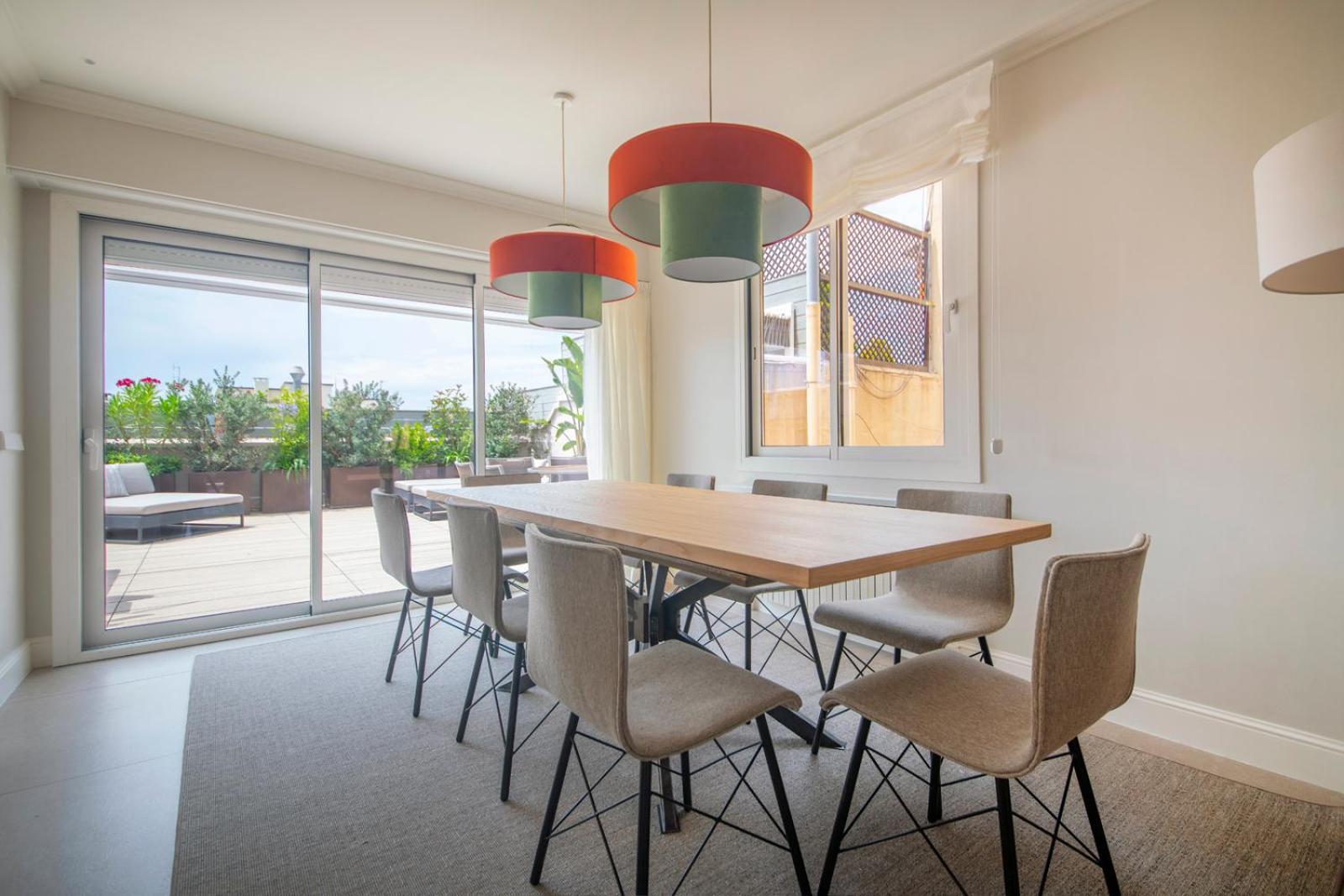 Atico Duplex Con Cinco Apartment Barcelona