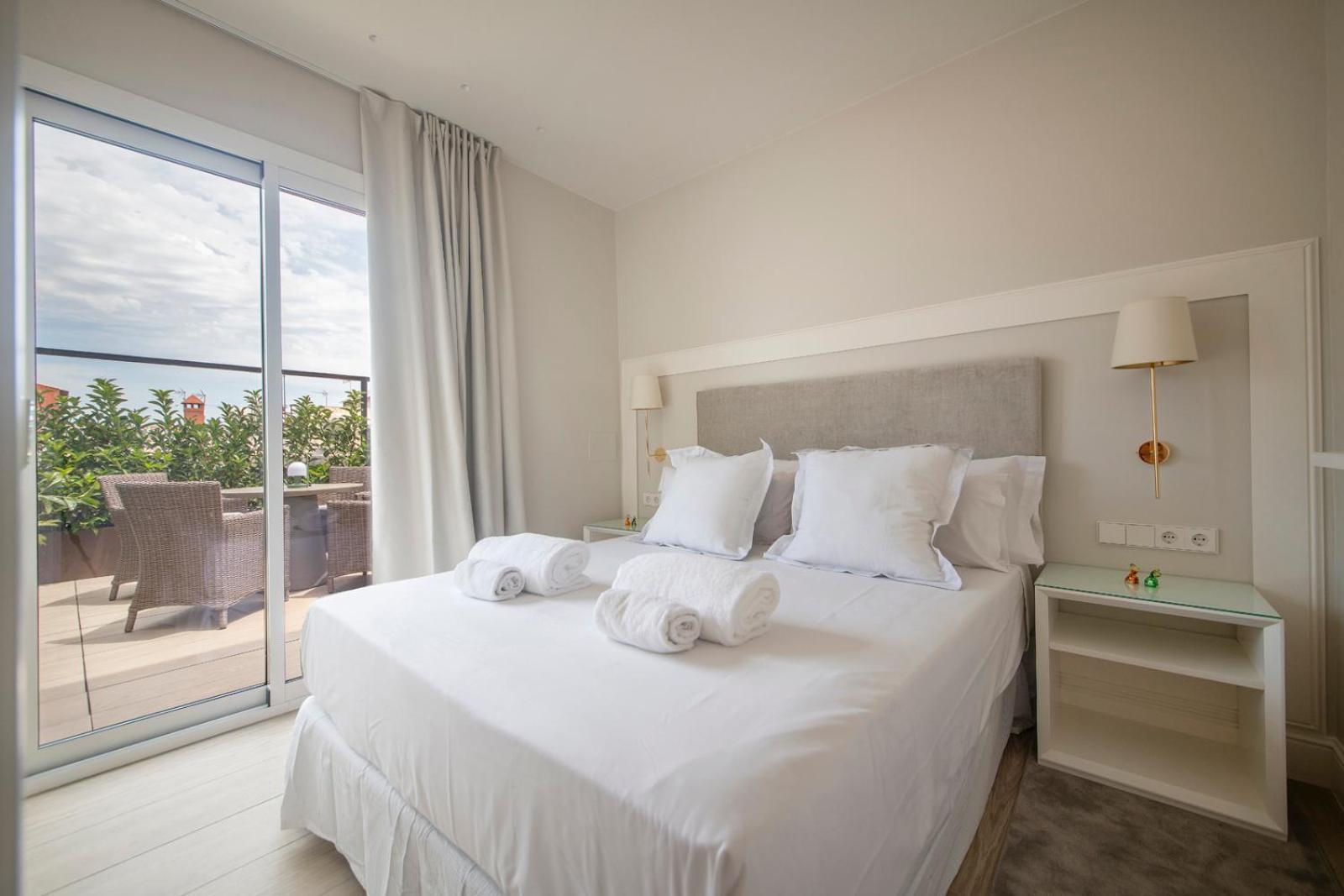 Atico Duplex Con Cinco Apartment Barcelona