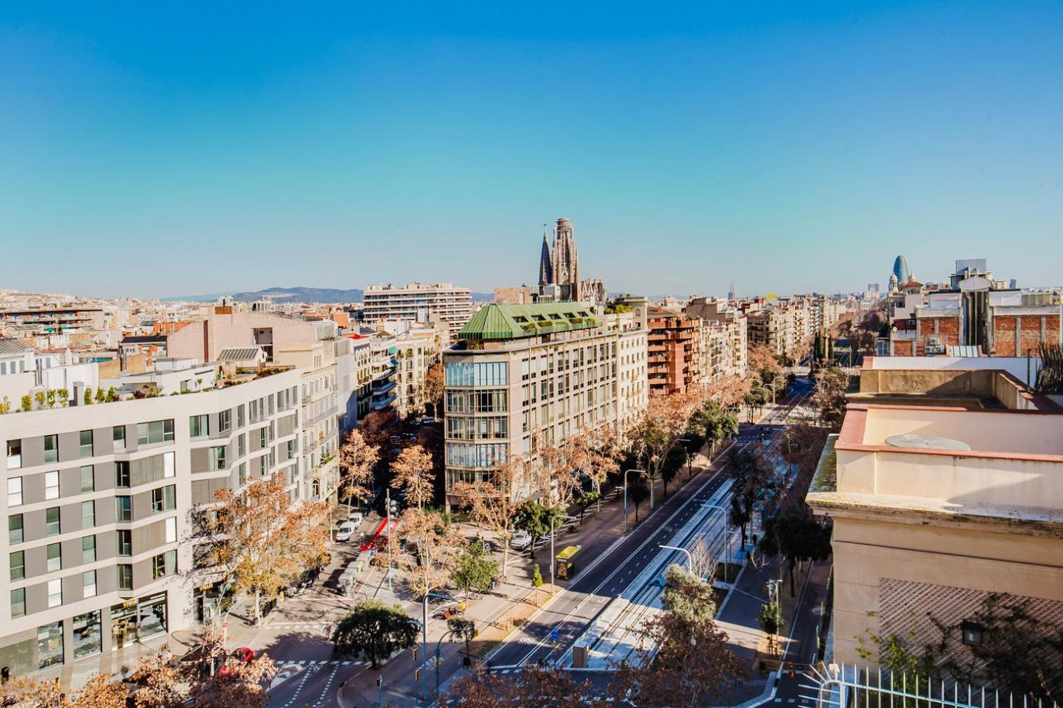 Blueground La Dreta Balcony Ac Nr Sagrada Bcn-174