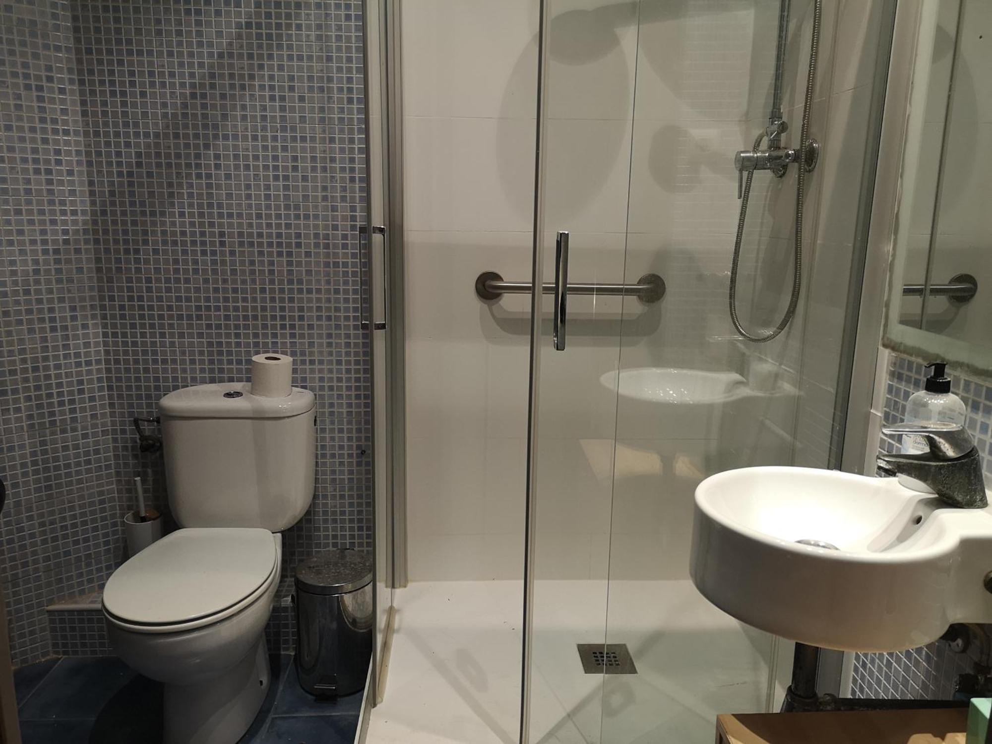 Aparteasy - Pure Gracia, Excellent Location