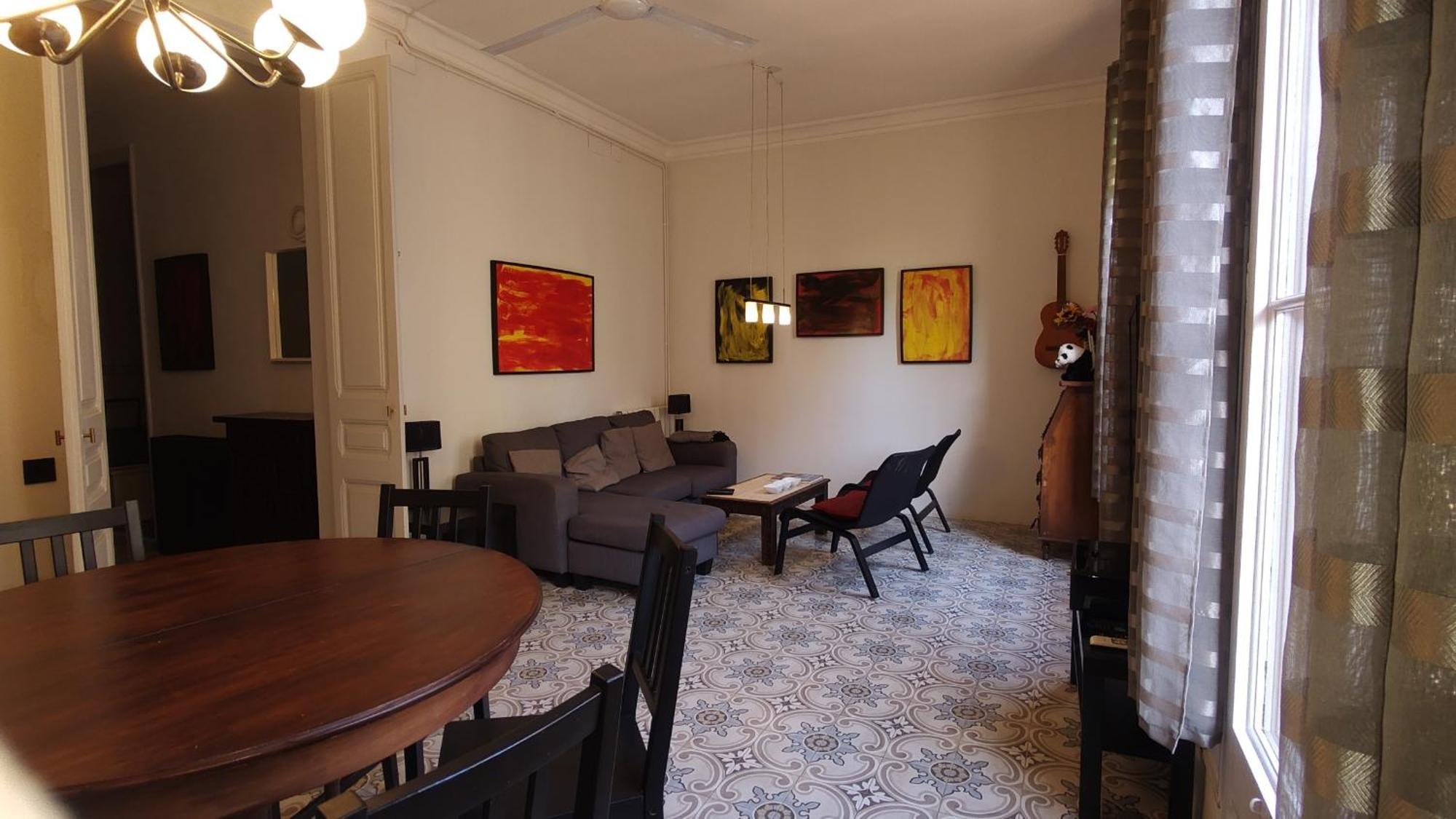 Spacious Aptmt Close To Pl Universidad And Pl Catalunya, 2,5 Bedrooms, Balcony, Heating, Elevator Min 31 Nights Apartment Barcelona
