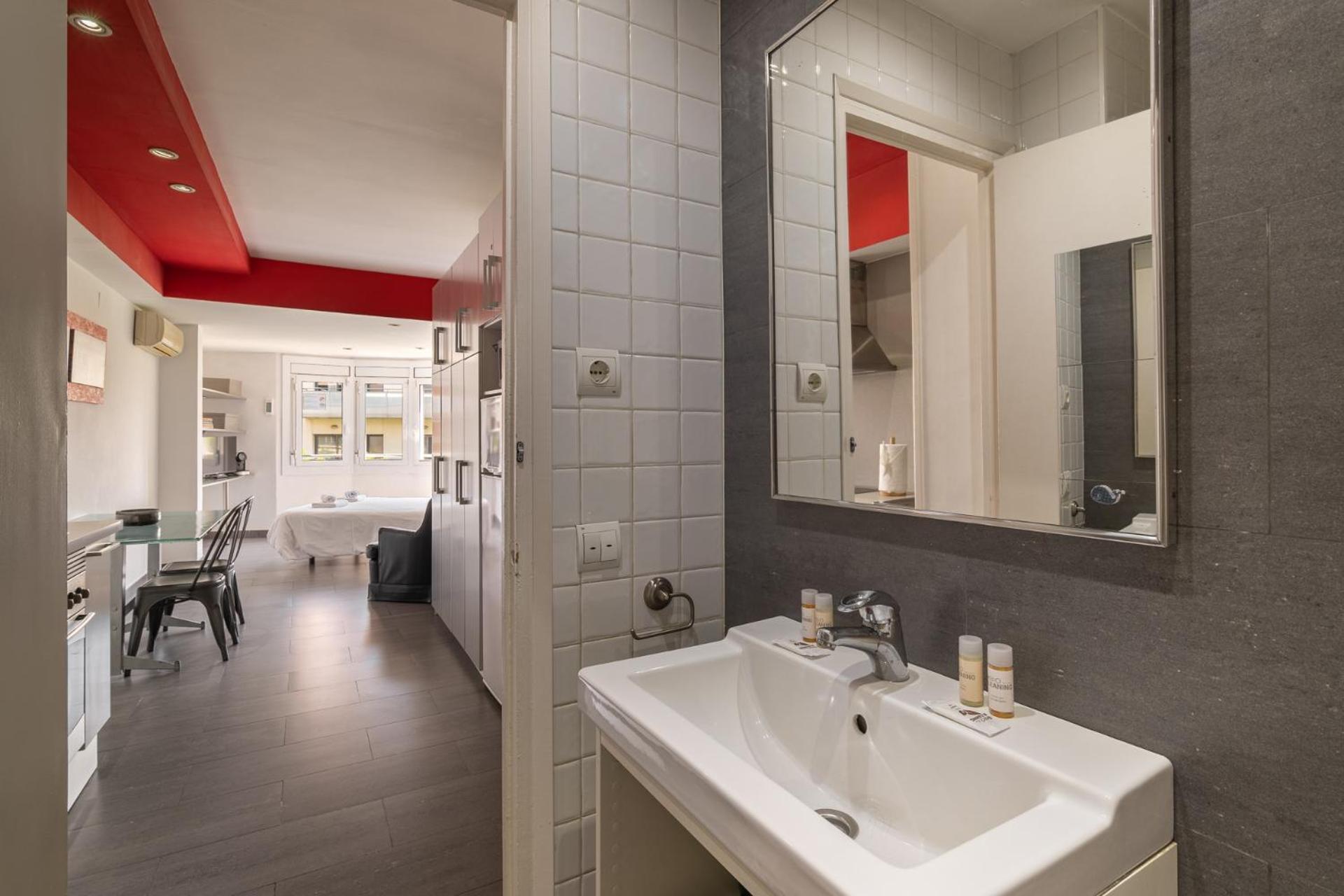 Apartment Elegant Close To Plaza De Espanya Barcelona