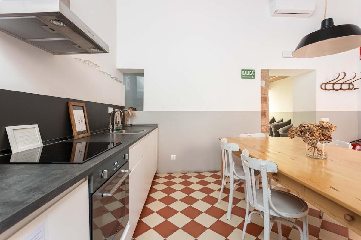 Intimate House - Heart Of Sarria Apartment Barcelona