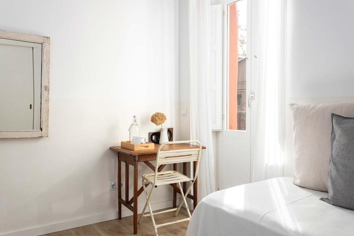 Intimate House - Heart Of Sarria Apartment Barcelona