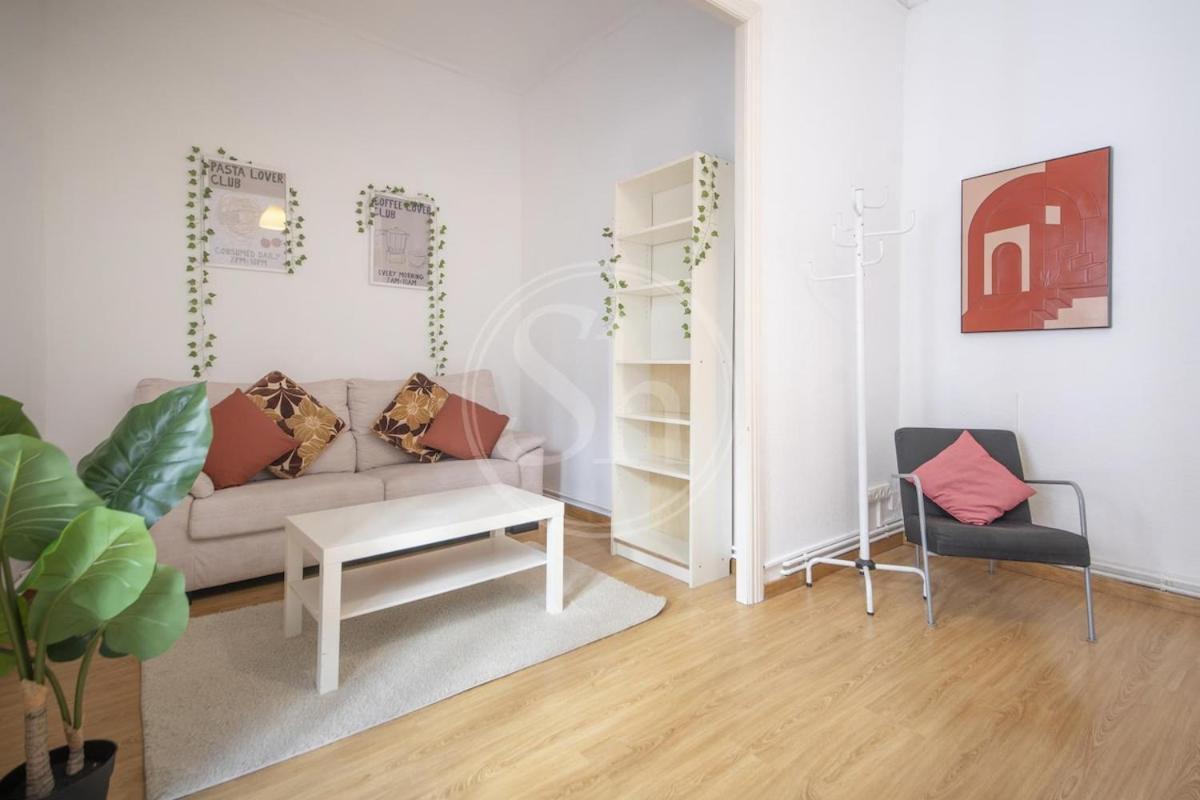 Apartment Bonito En Poble Sec