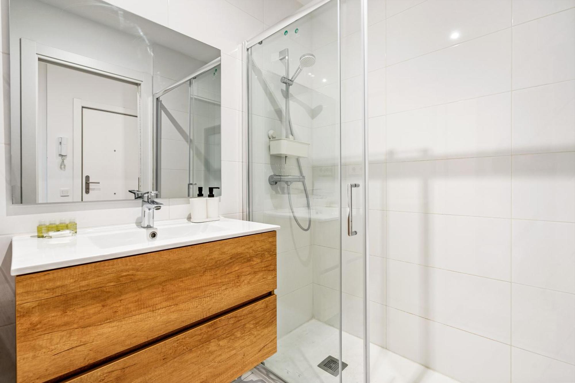 Elegance 2br With Rooftop Terrace Barcelona