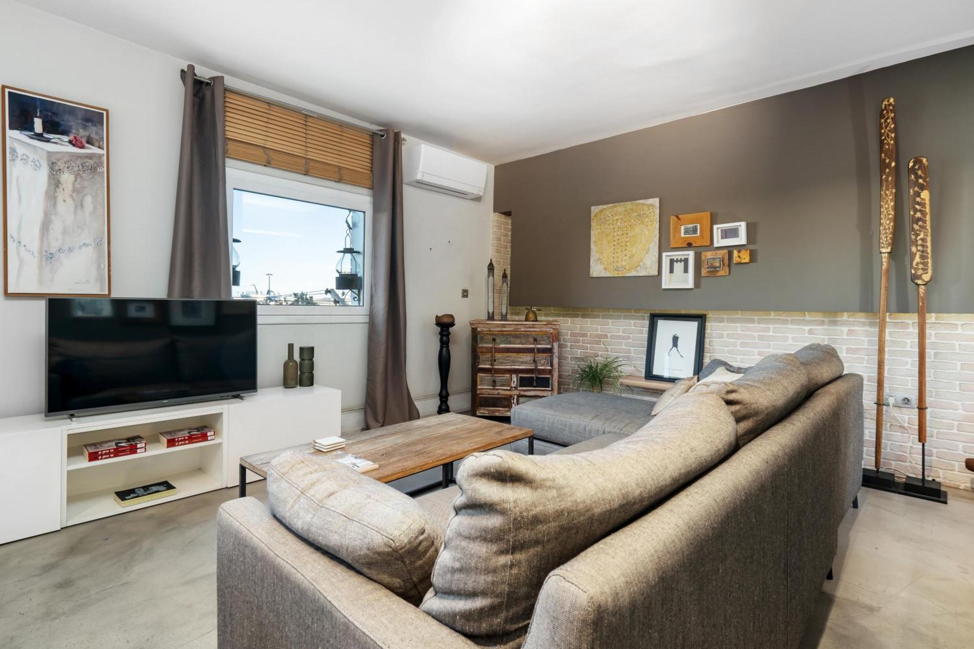 Apartment Bright Ferry Terminal & Ramblas