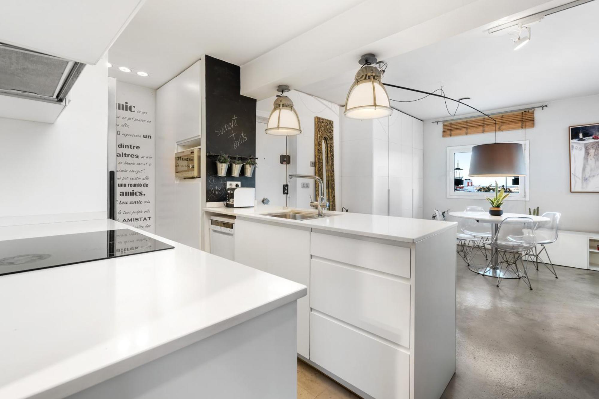 Apartment Bright Ferry Terminal & Ramblas Barcelona