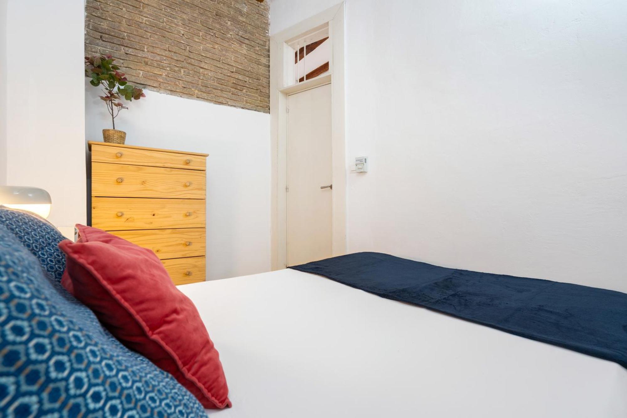 Apartment Stylish 2-bedroom In El Born *