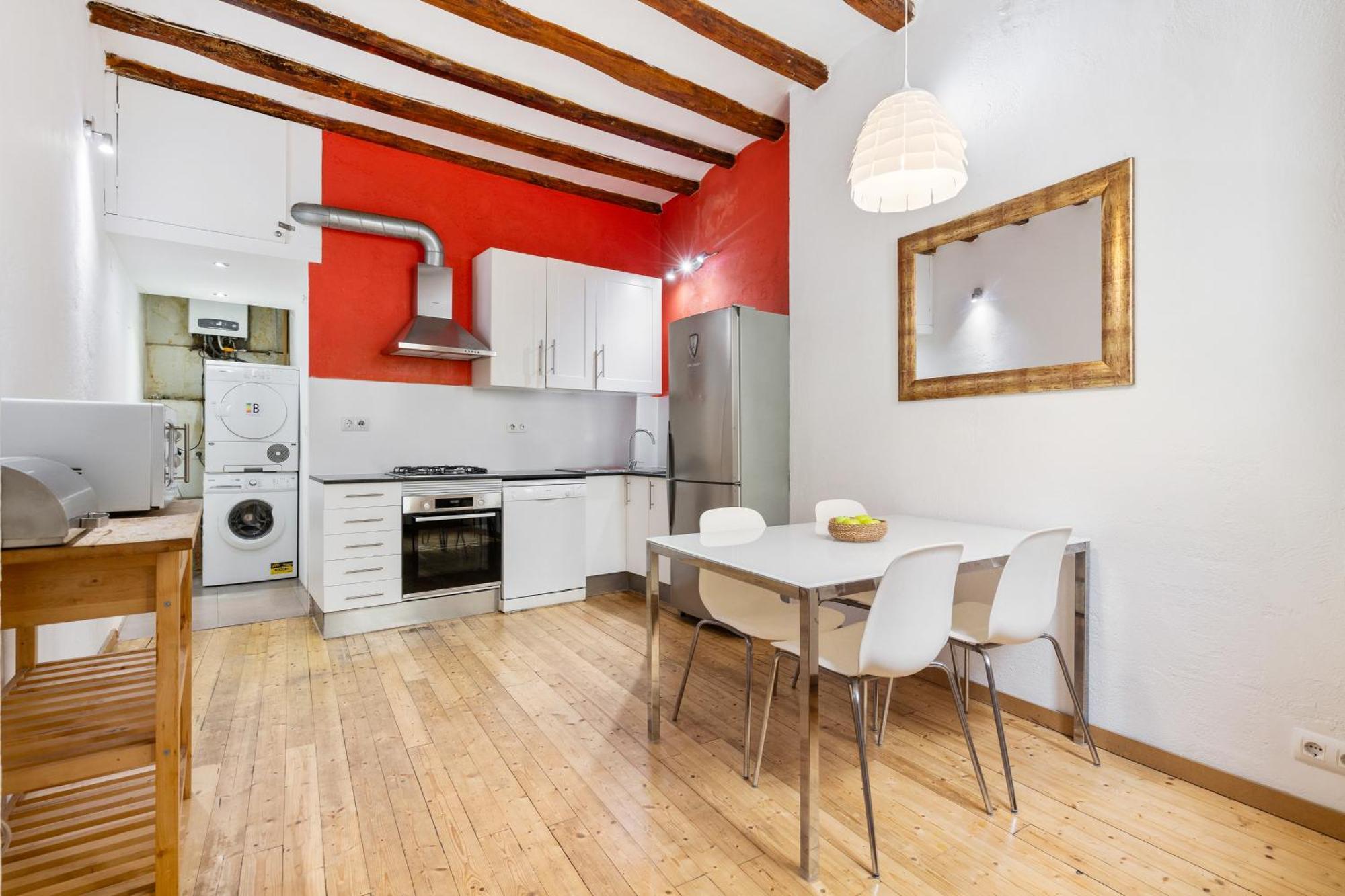 Apartment Stylish 2-bedroom In El Born