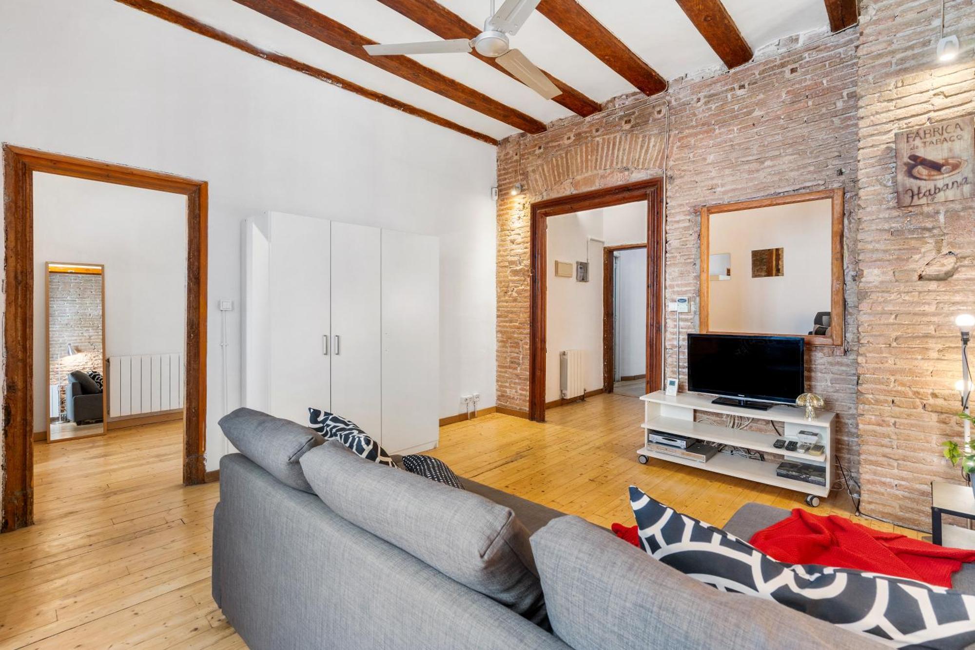 Stylish 2-bedroom In El Born Apartment