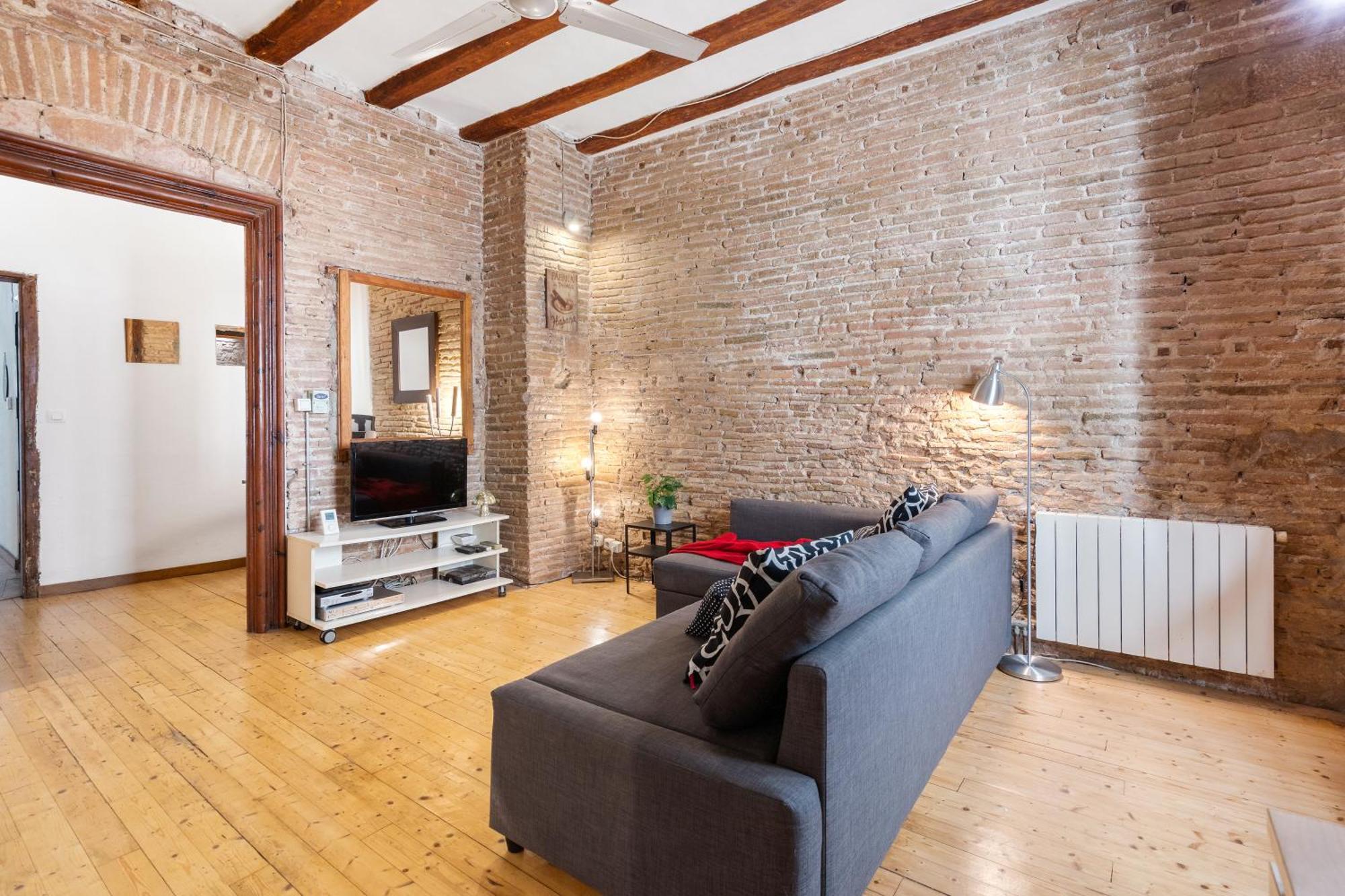 Stylish 2-bedroom In El Born Apartment