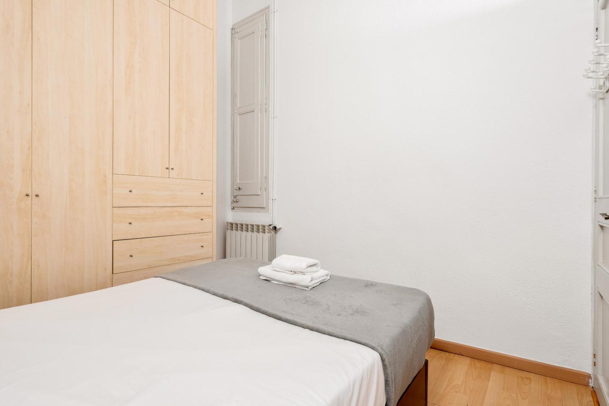 Apartment Spacious 5-bedroom In