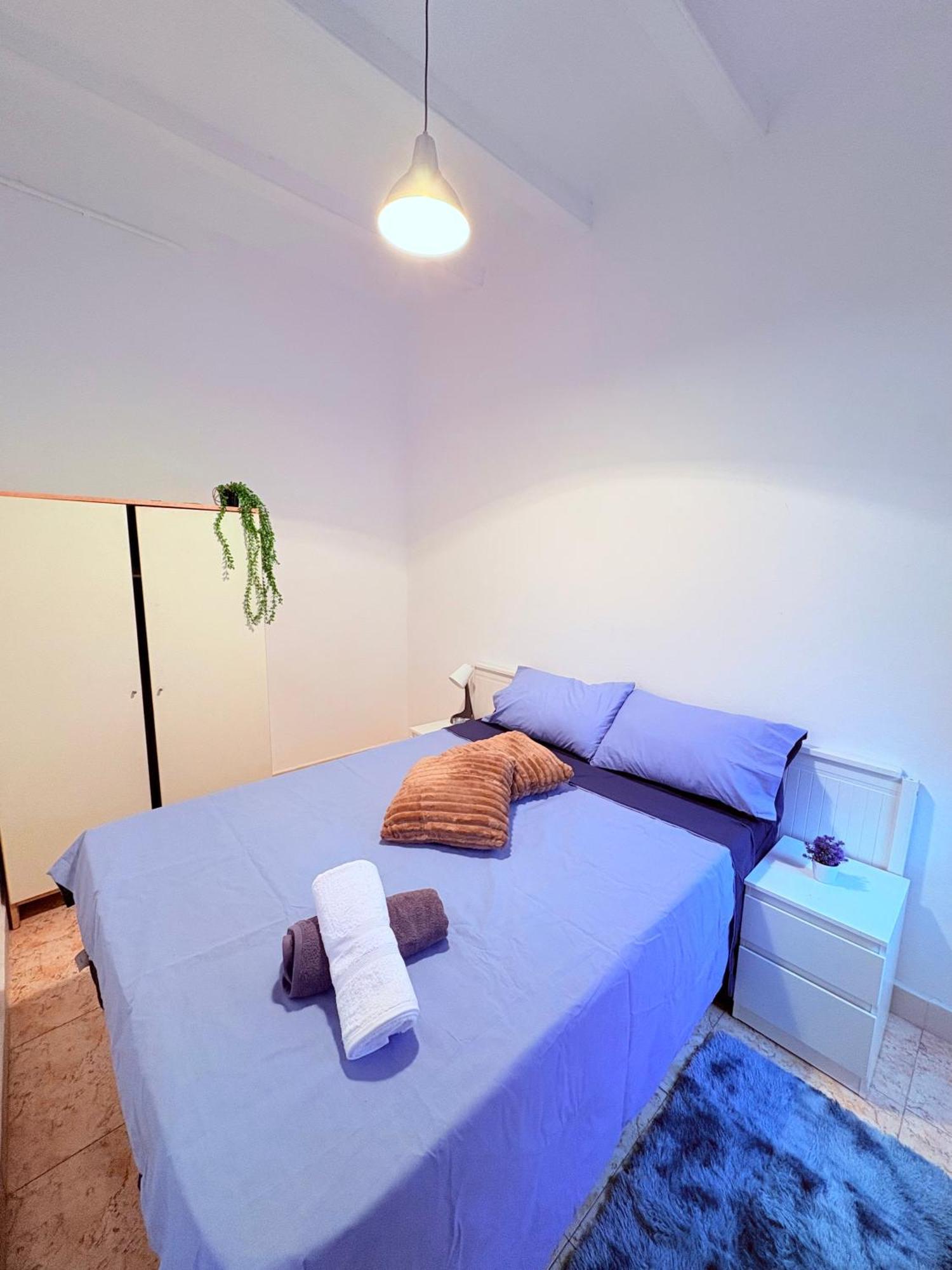 Amazing And Stylish Flat For 4 People With Breakfast Included 2 Blocks Away From Poblenou Apartment Barcelona