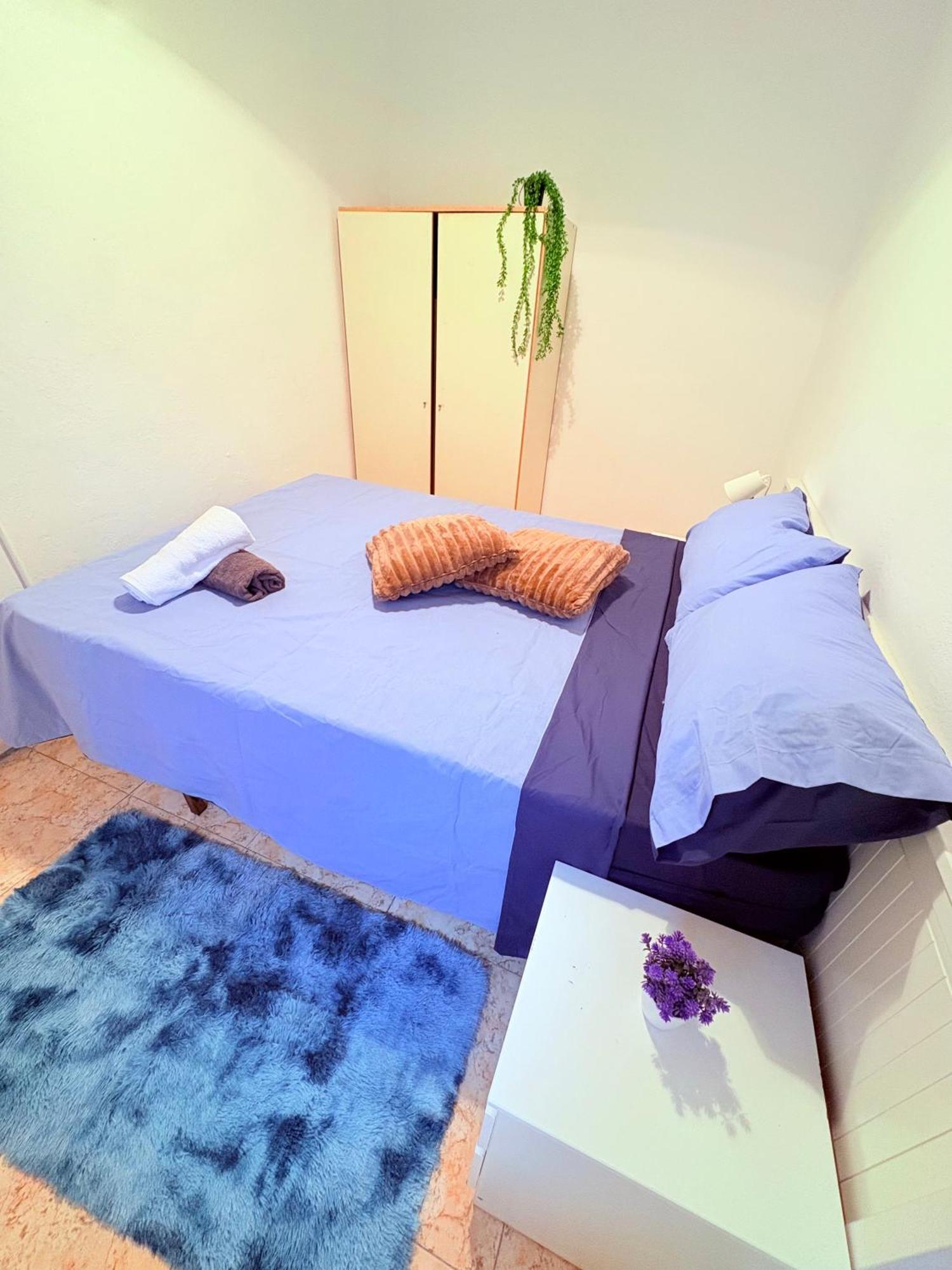 Amazing And Stylish Flat For 4 People With Breakfast Included 2 Blocks Away From Poblenou Apartment Barcelona