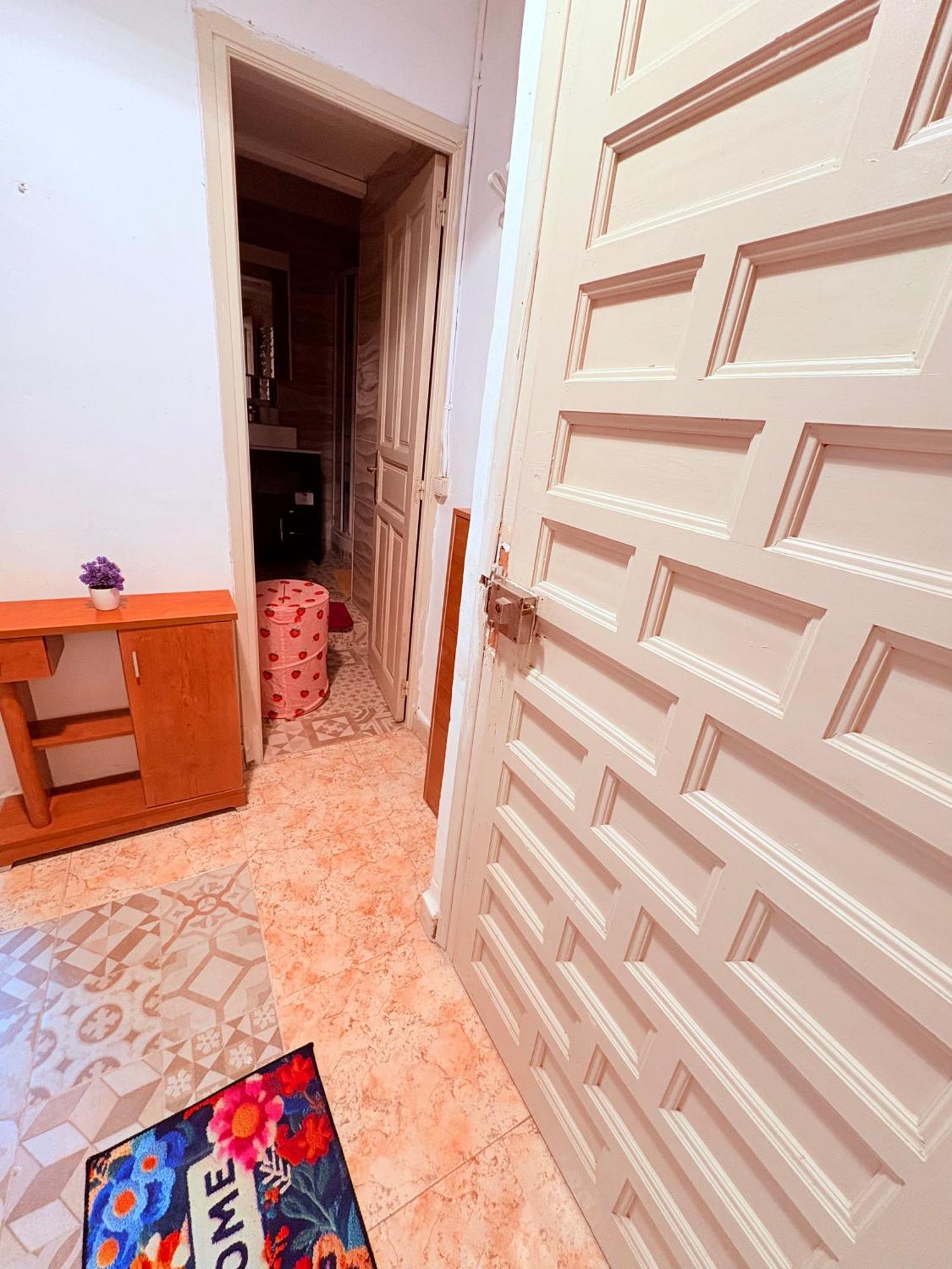 Apartment Amazing And Stylish Flat For 4 People With Breakfast Included 2 Blocks Away From Poblenou Barcelona