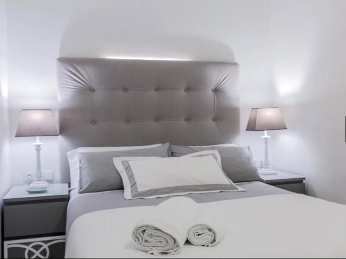 Nice, Cozy, Fcb Stadium,payment Parking Barcelone