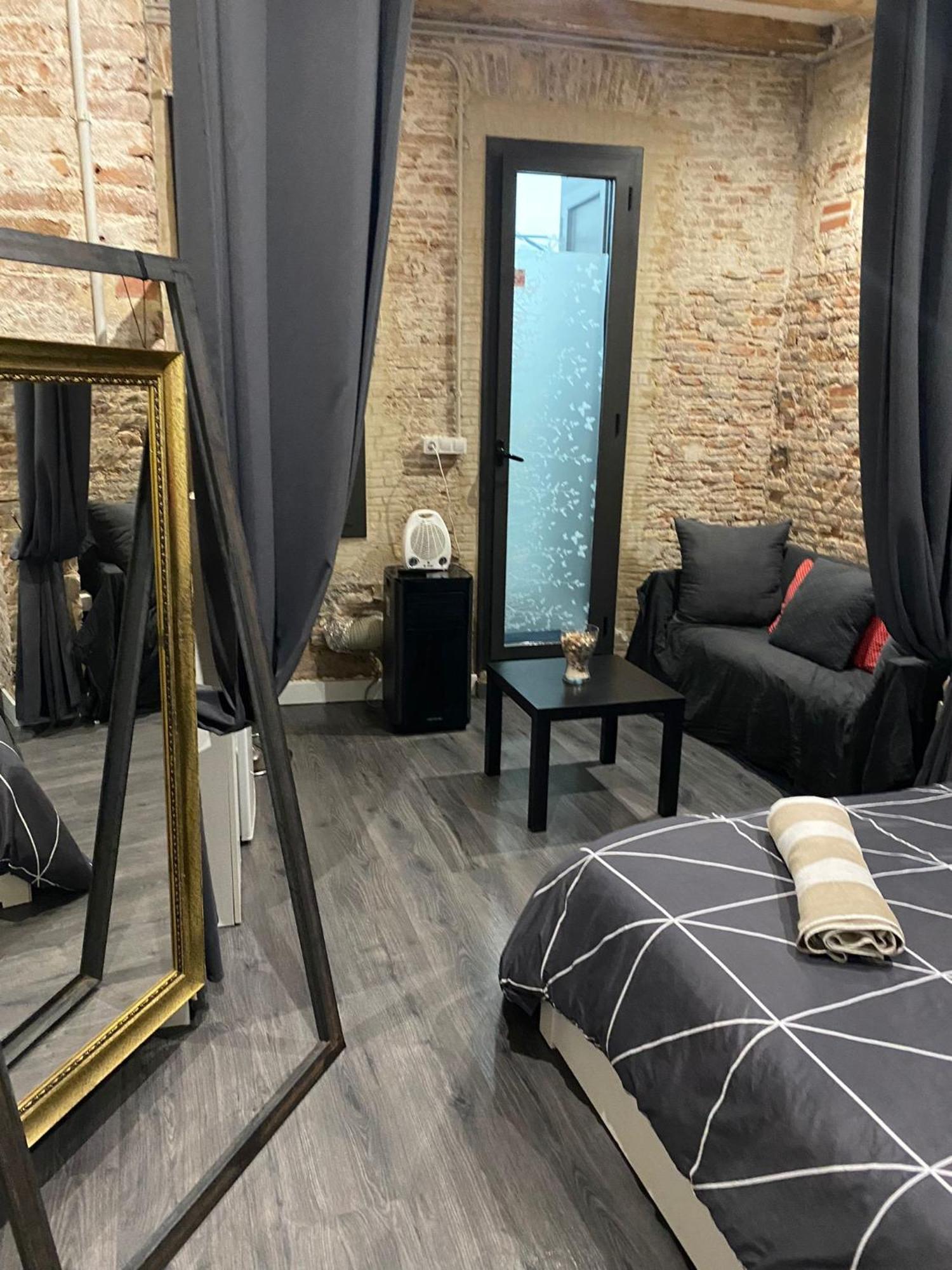 Not Shared Center Liceu Ramblas Plaza Cataluna Apartment