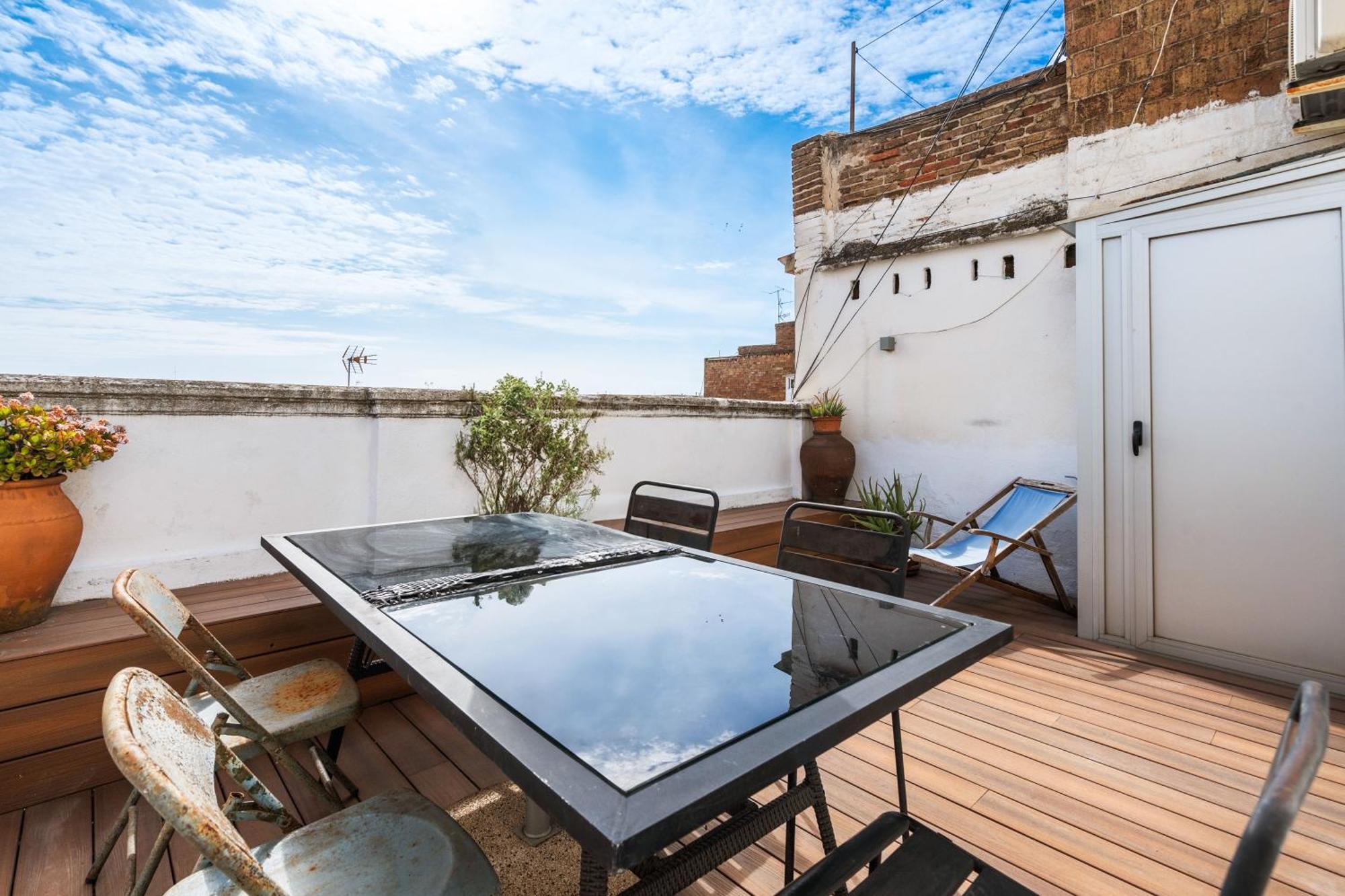 Apartment Bliss 1br Haven W Terrace In Gracia