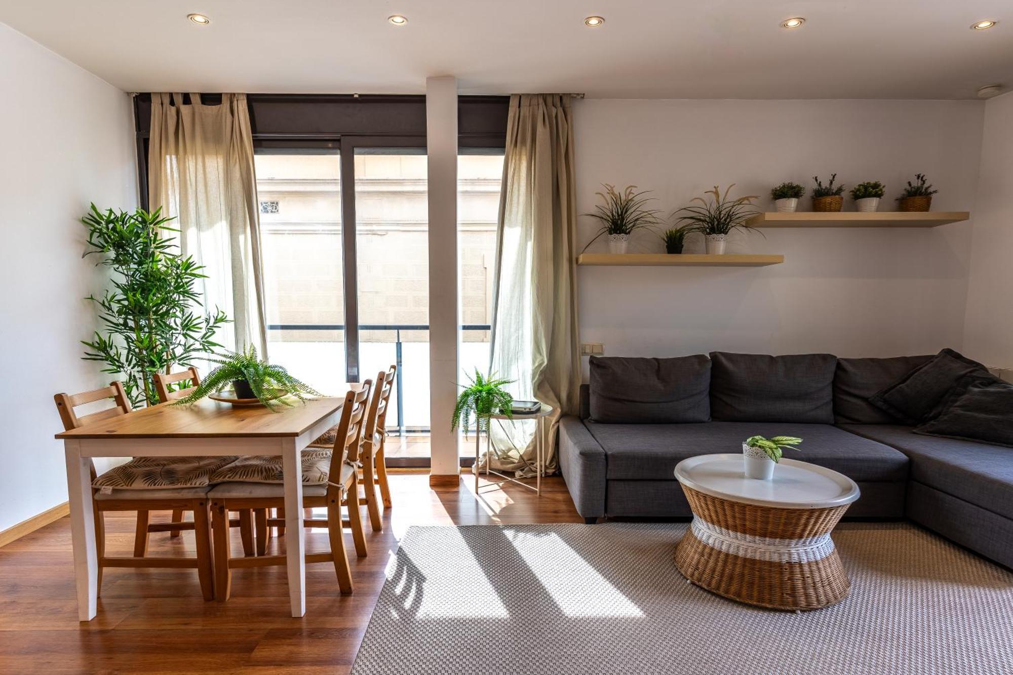 Centrico Con Terraza