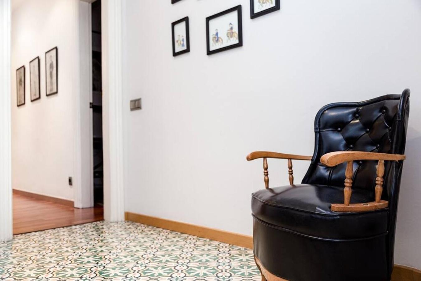 Central 2 Bedroom By Sagrada Familia Appartement *